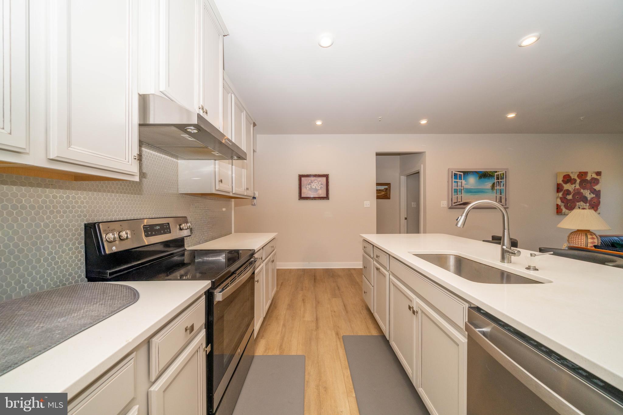 TWO RIVERS - Residential