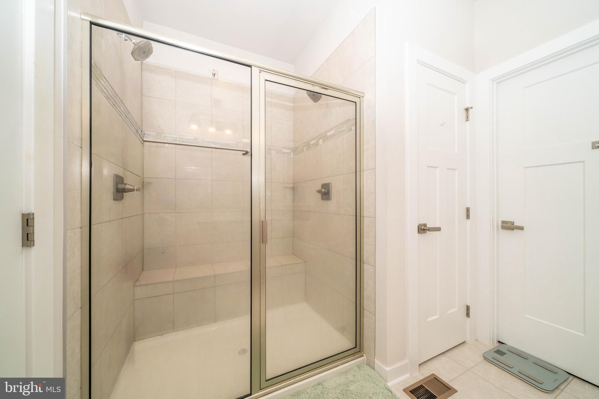 TWO RIVERS - Residential