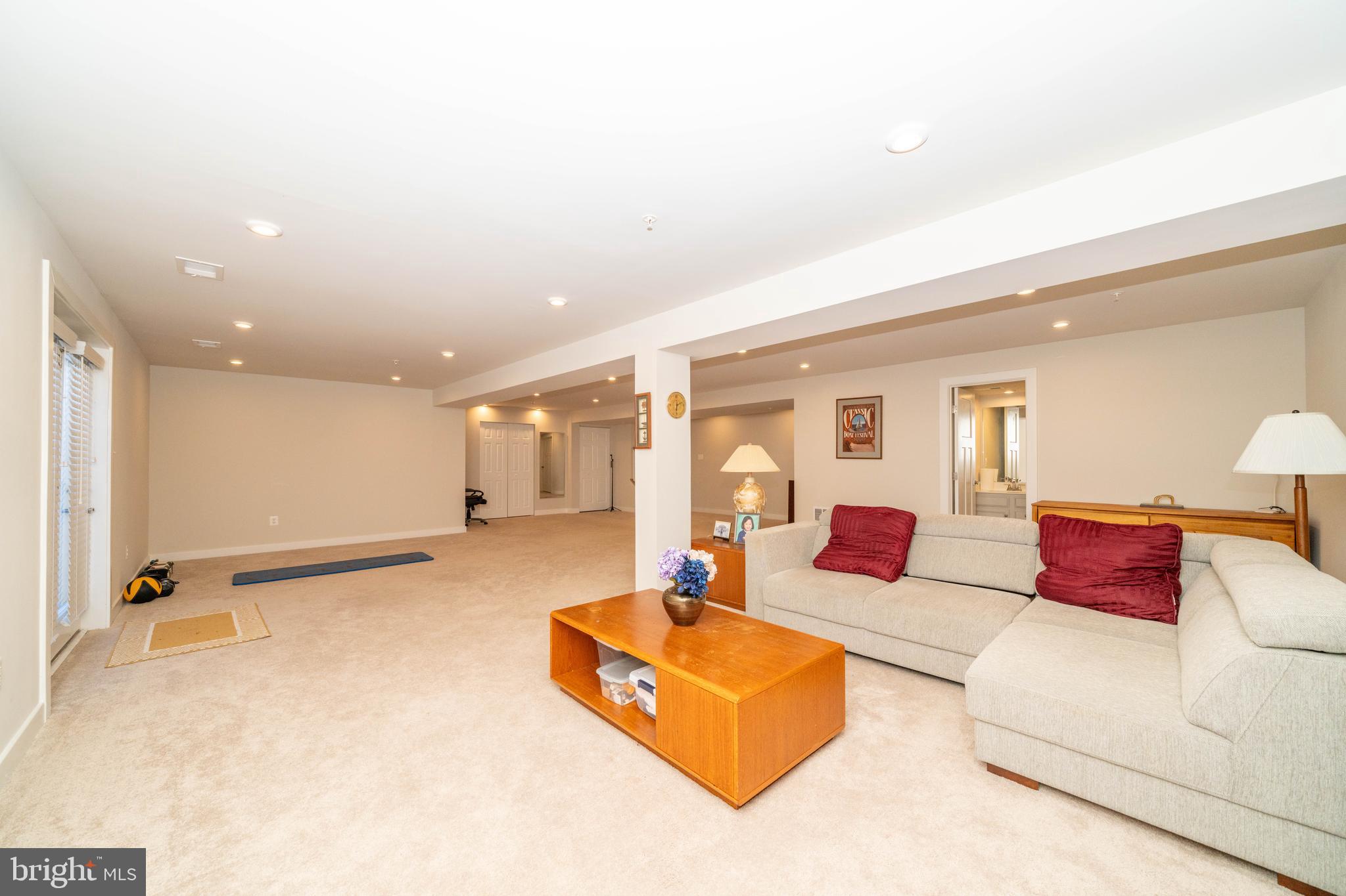 TWO RIVERS - Residential