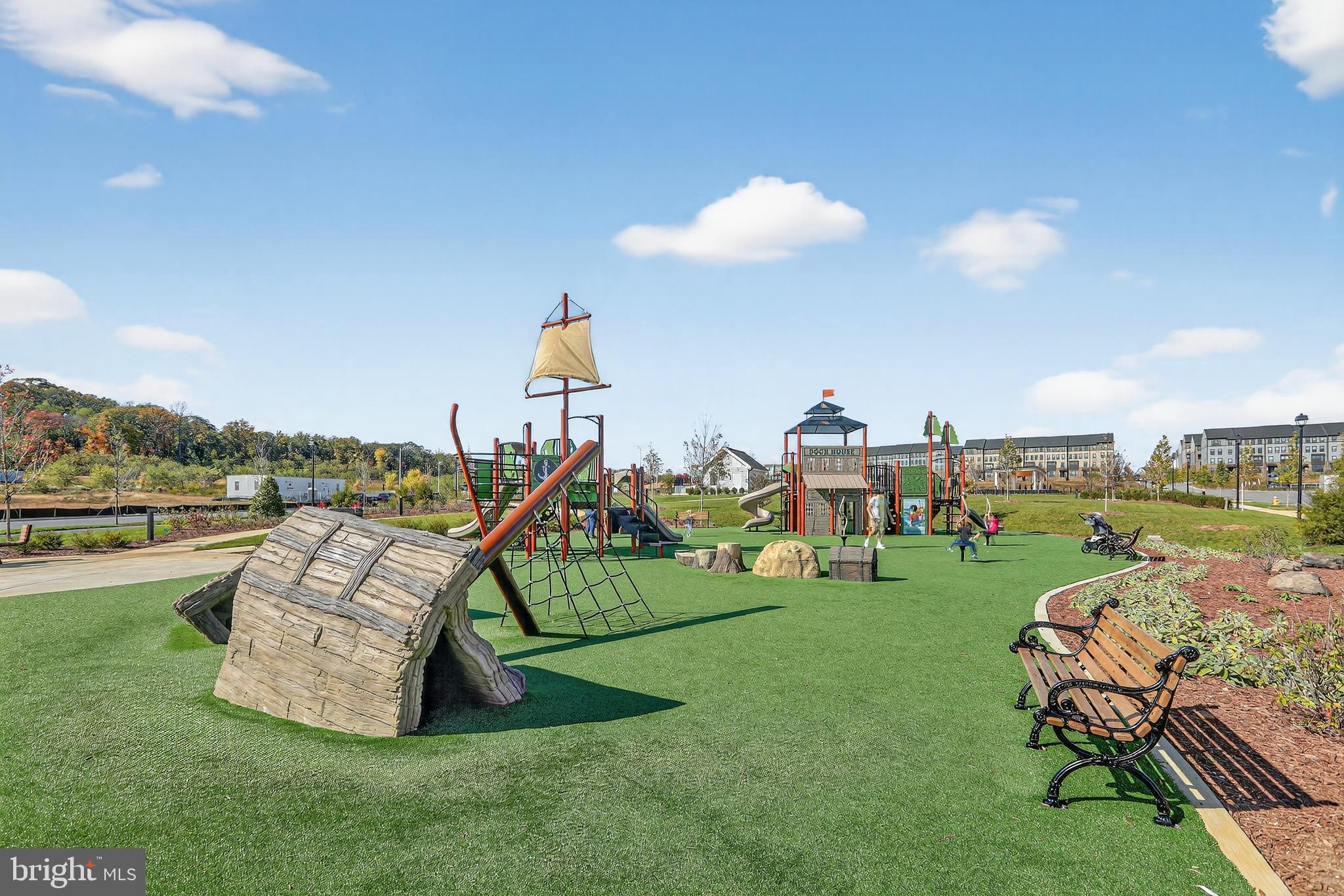 POTOMAC SHORES - Residential