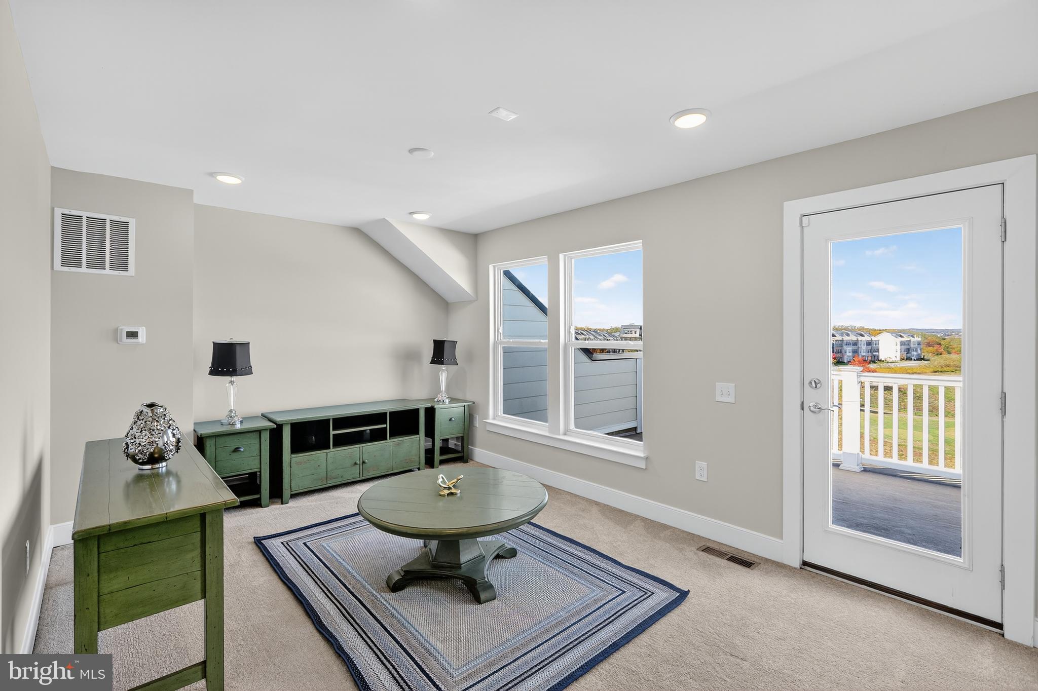 POTOMAC SHORES - Residential