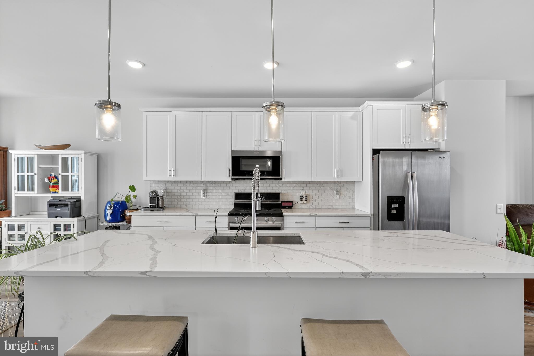 POTOMAC SHORES - Residential