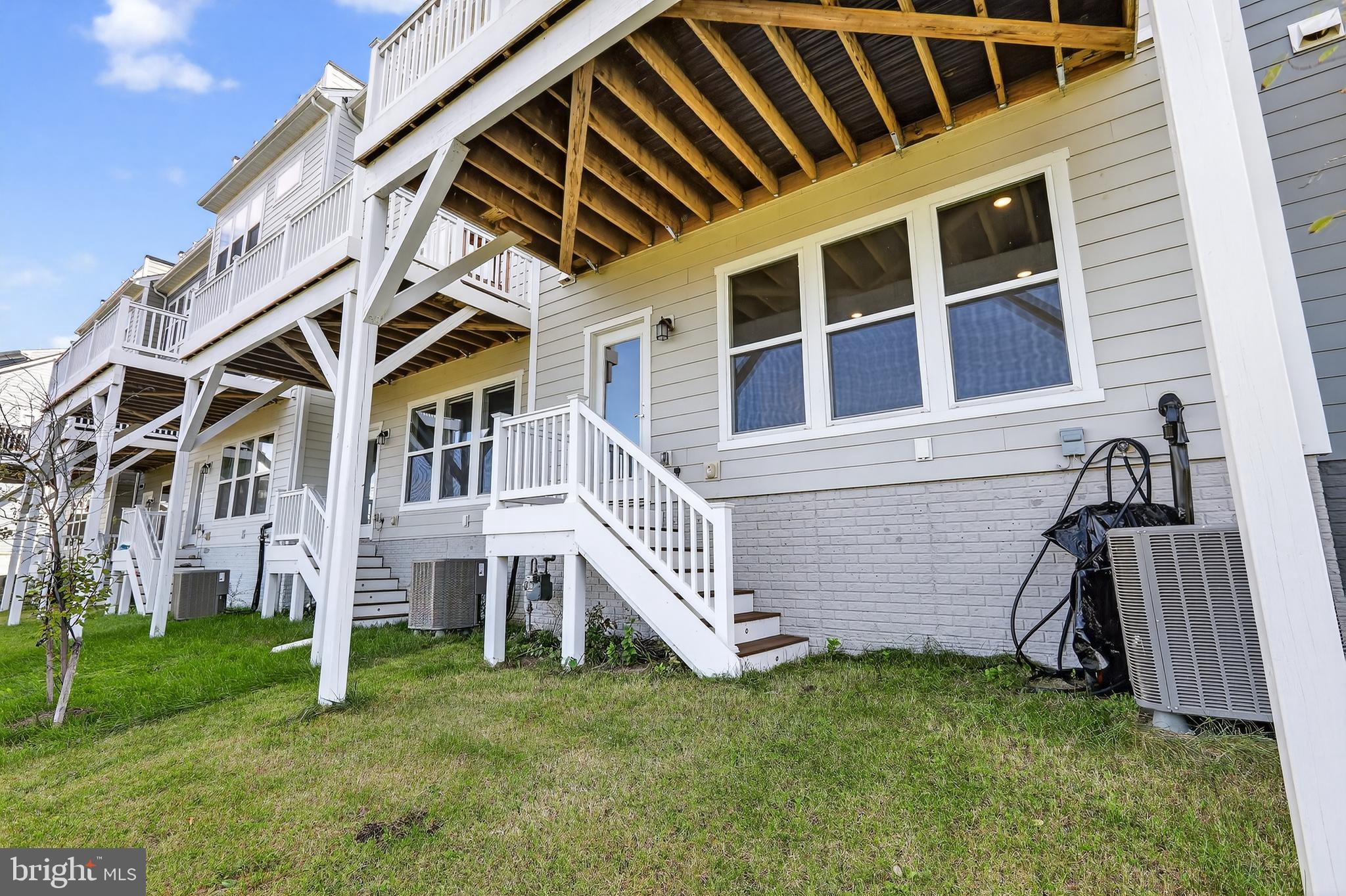 POTOMAC SHORES - Residential