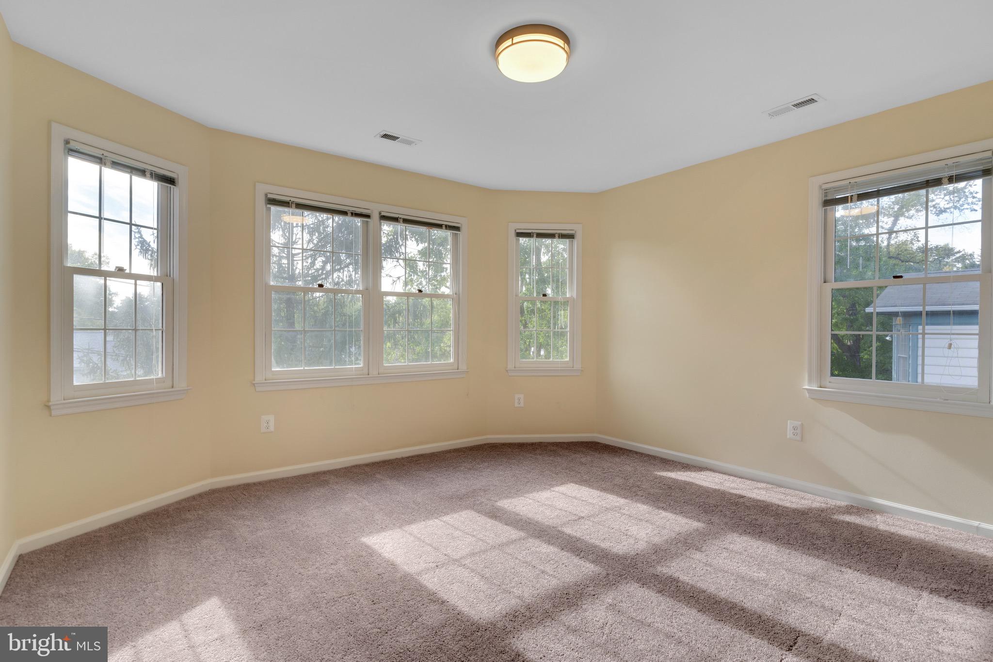 FOREST GLEN - Residential