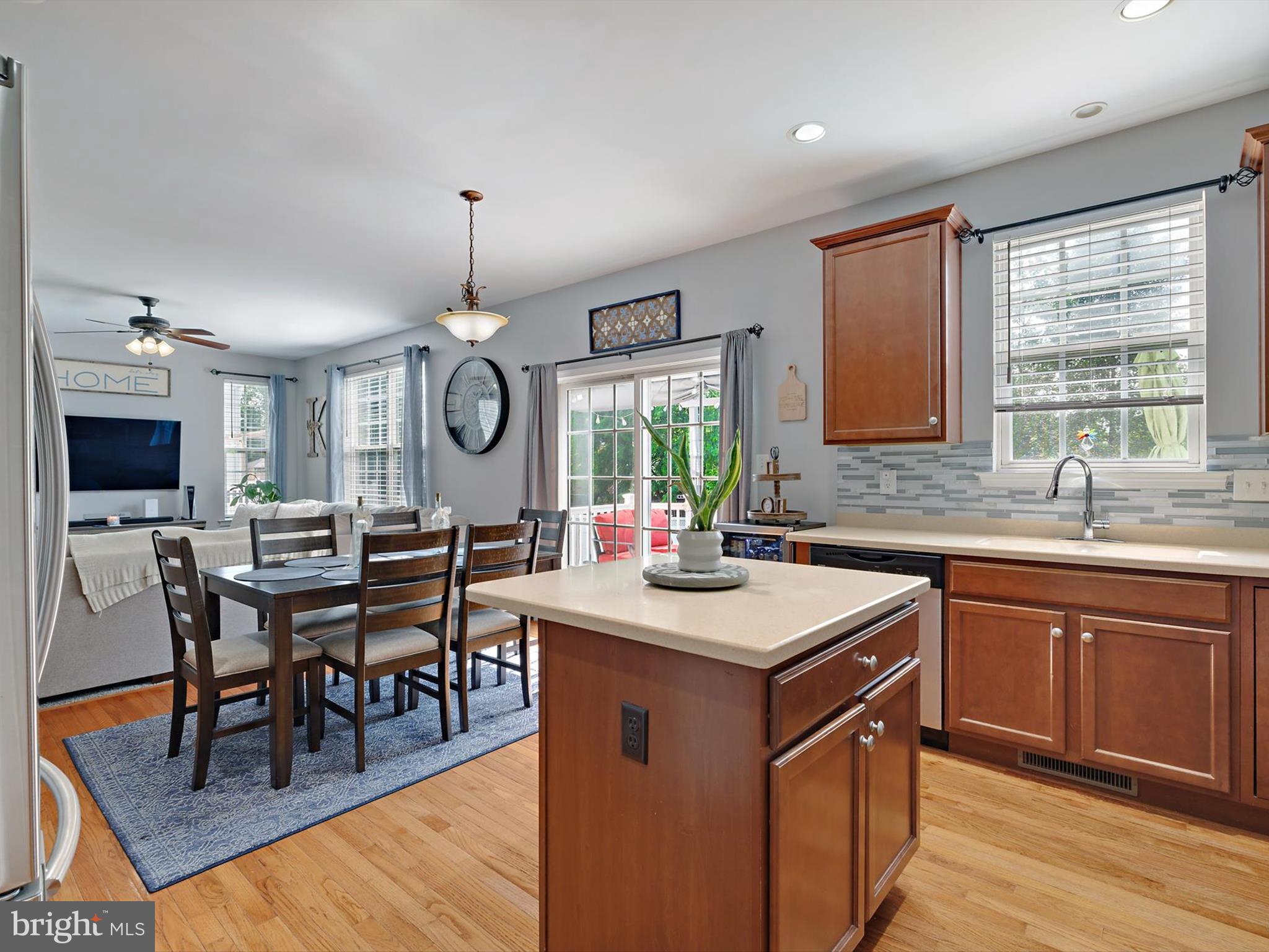 BRIDGEWATER AT CARVEL BEACH - Residential