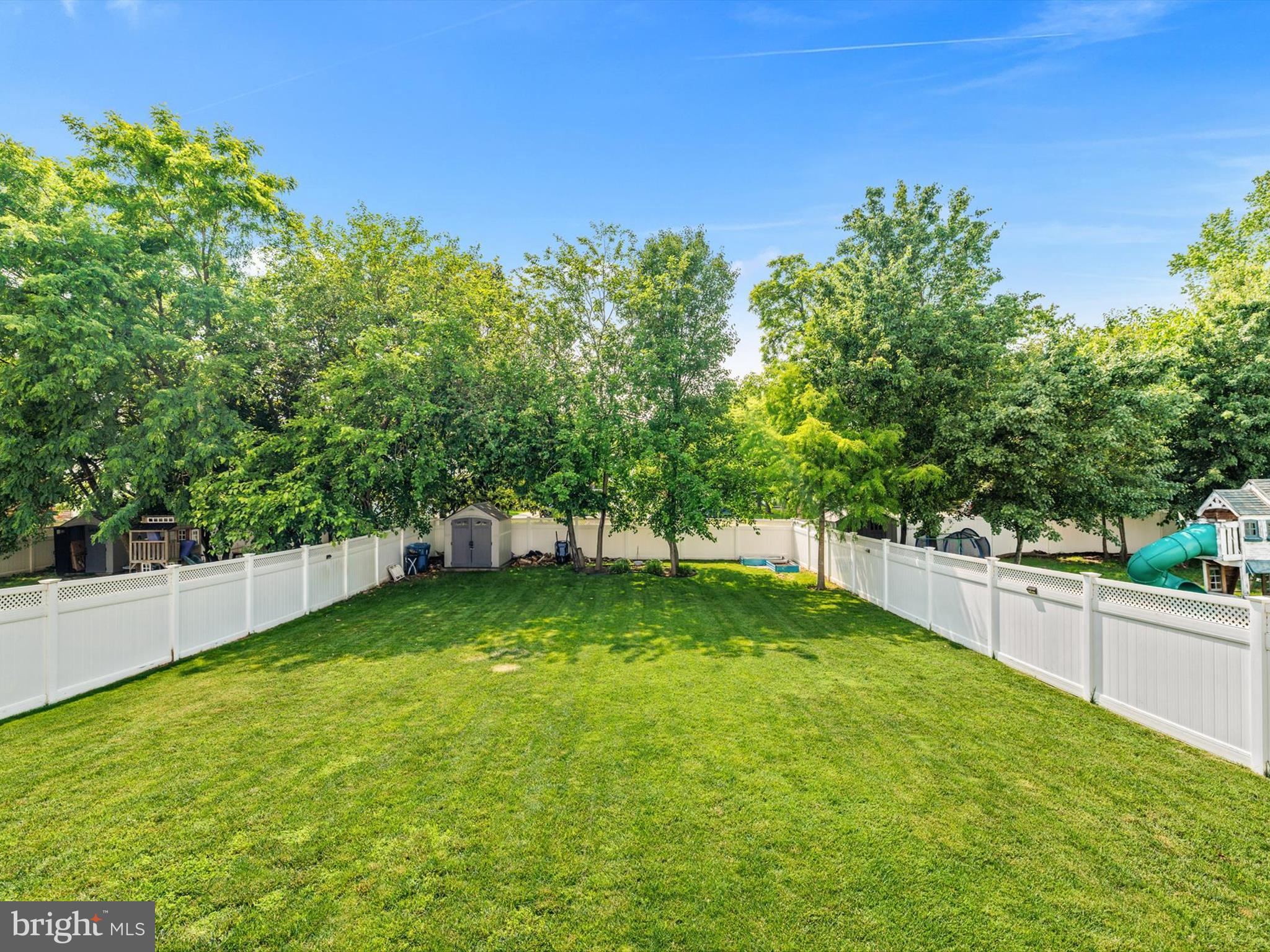 BRIDGEWATER AT CARVEL BEACH - Residential