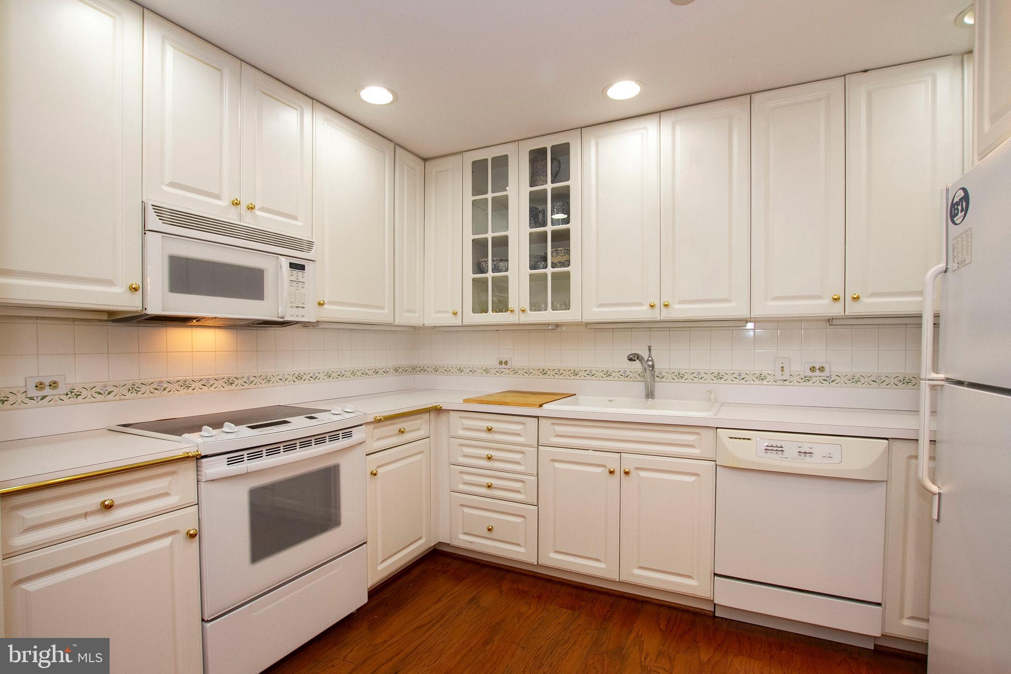 PAVILION IN THE PARK - Residential