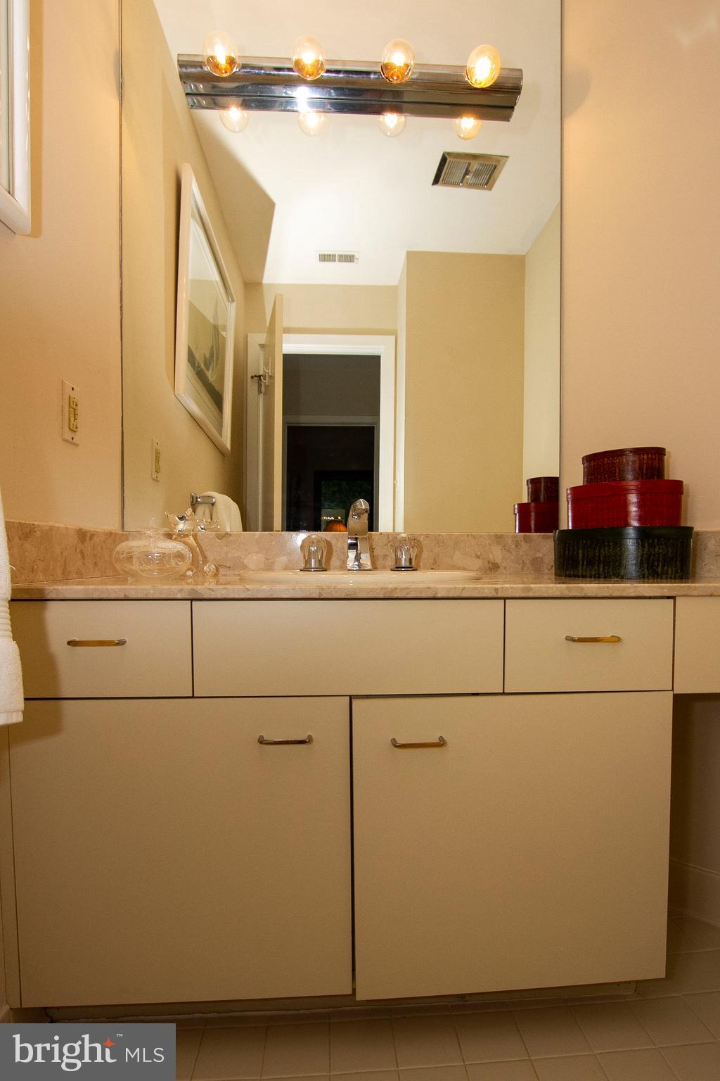 PAVILION IN THE PARK - Residential