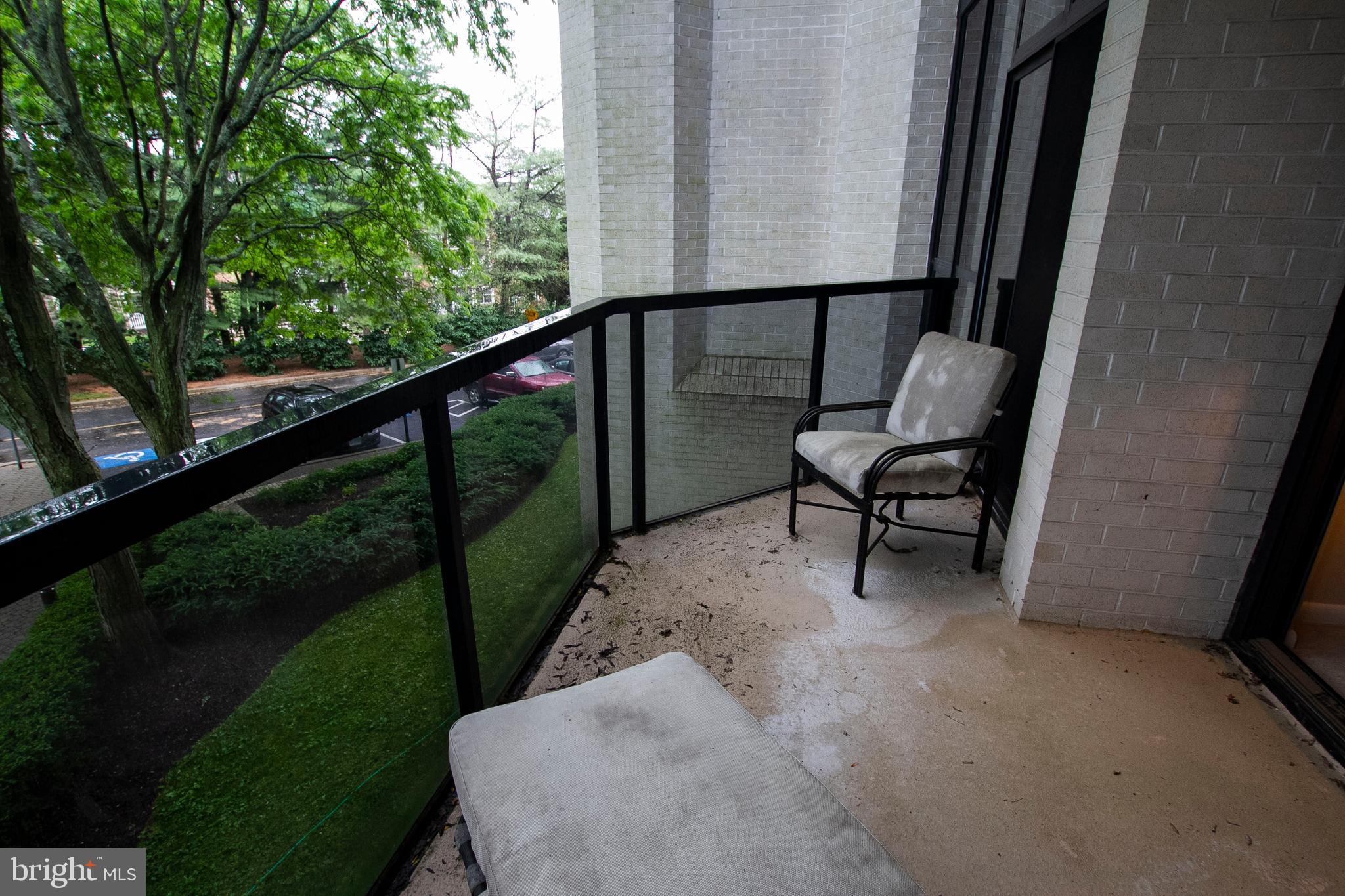 PAVILION IN THE PARK - Residential