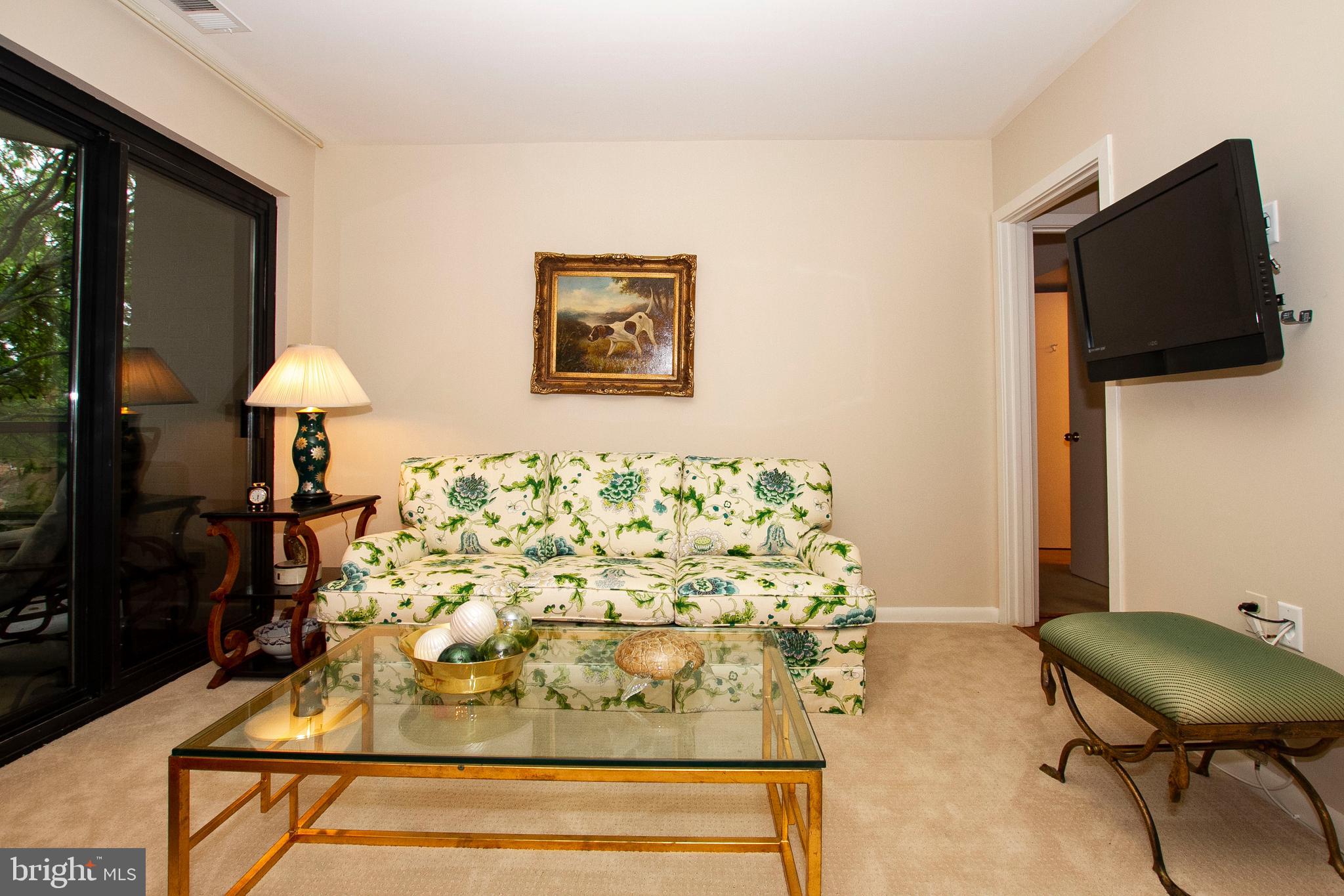 PAVILION IN THE PARK - Residential