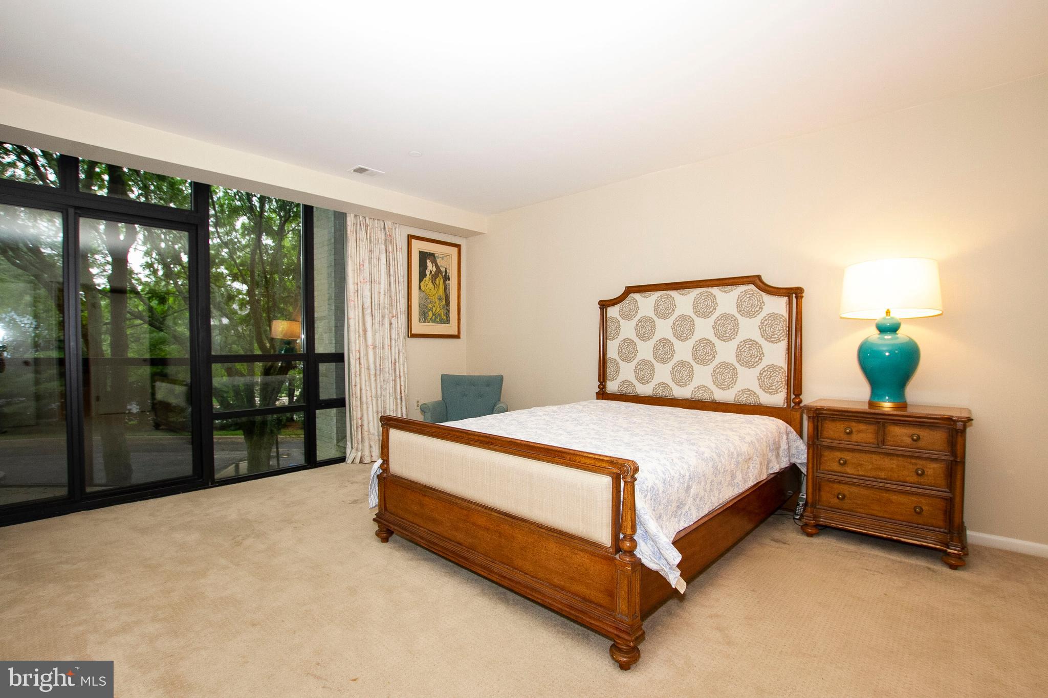 PAVILION IN THE PARK - Residential