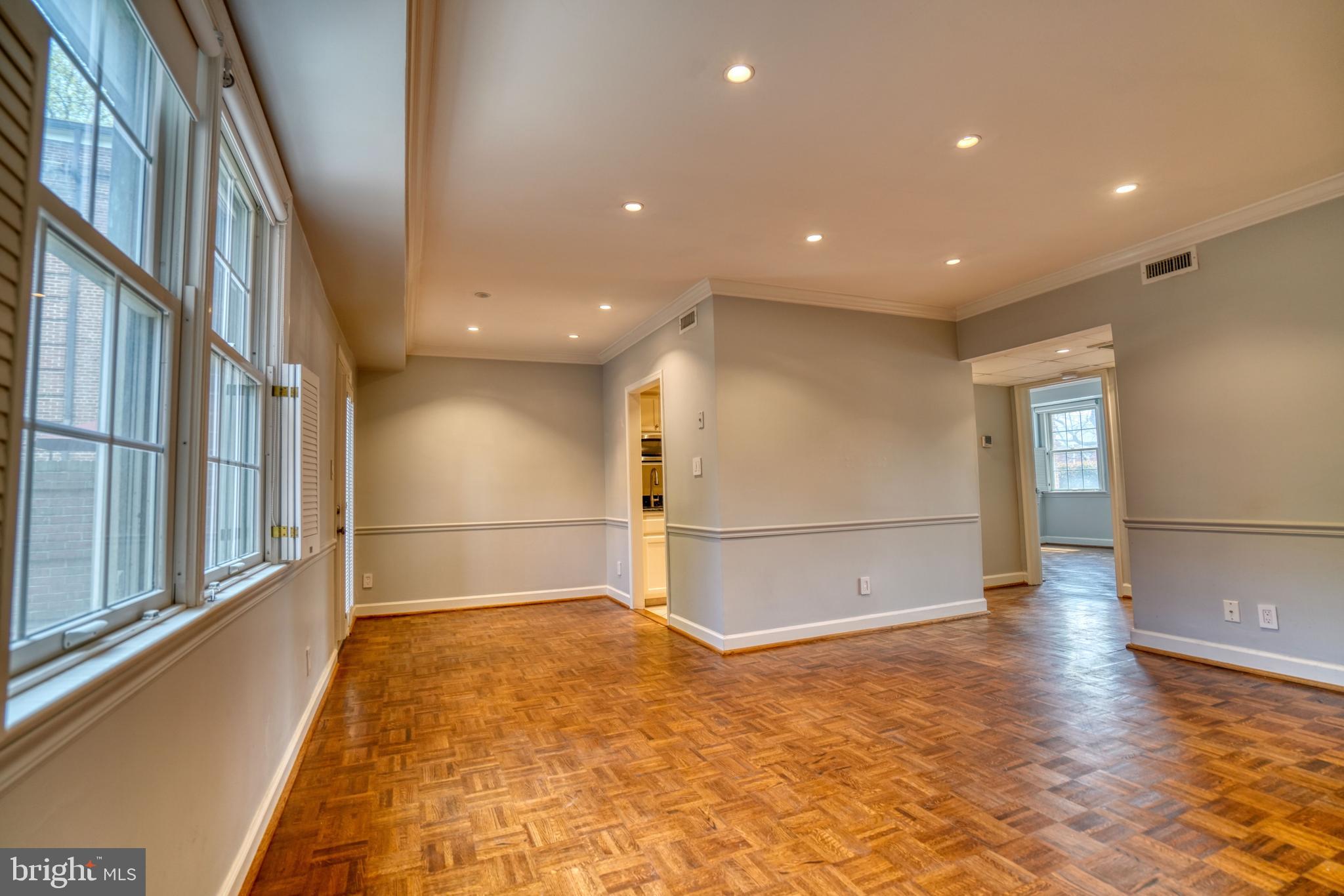 CANAL PLACE - Residential Lease