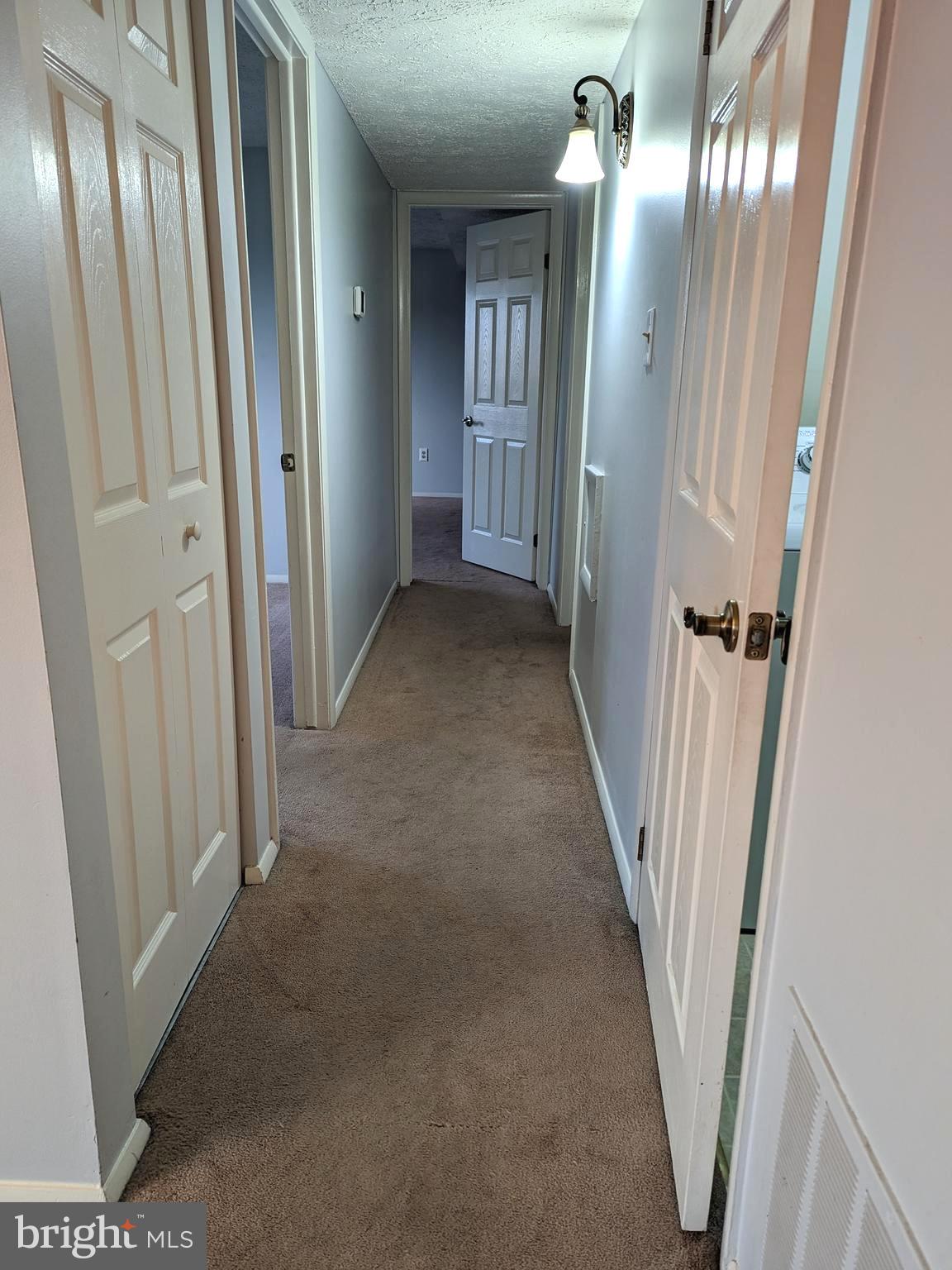 AMBERTOWNE - Residential Lease