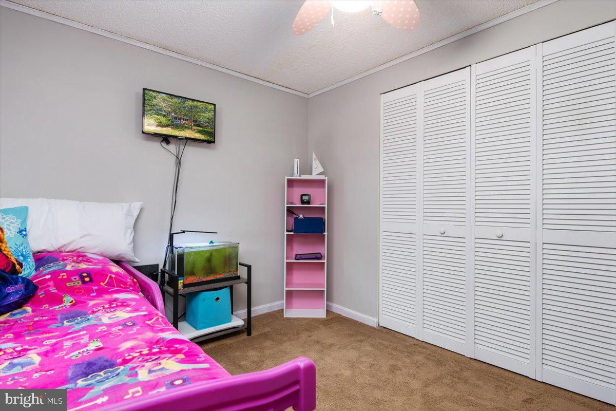 CHESTER HARBOR - Residential