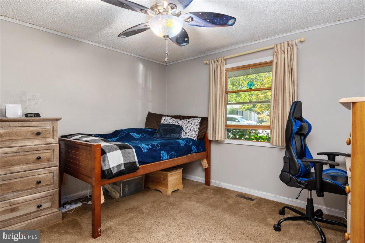 CHESTER HARBOR - Residential