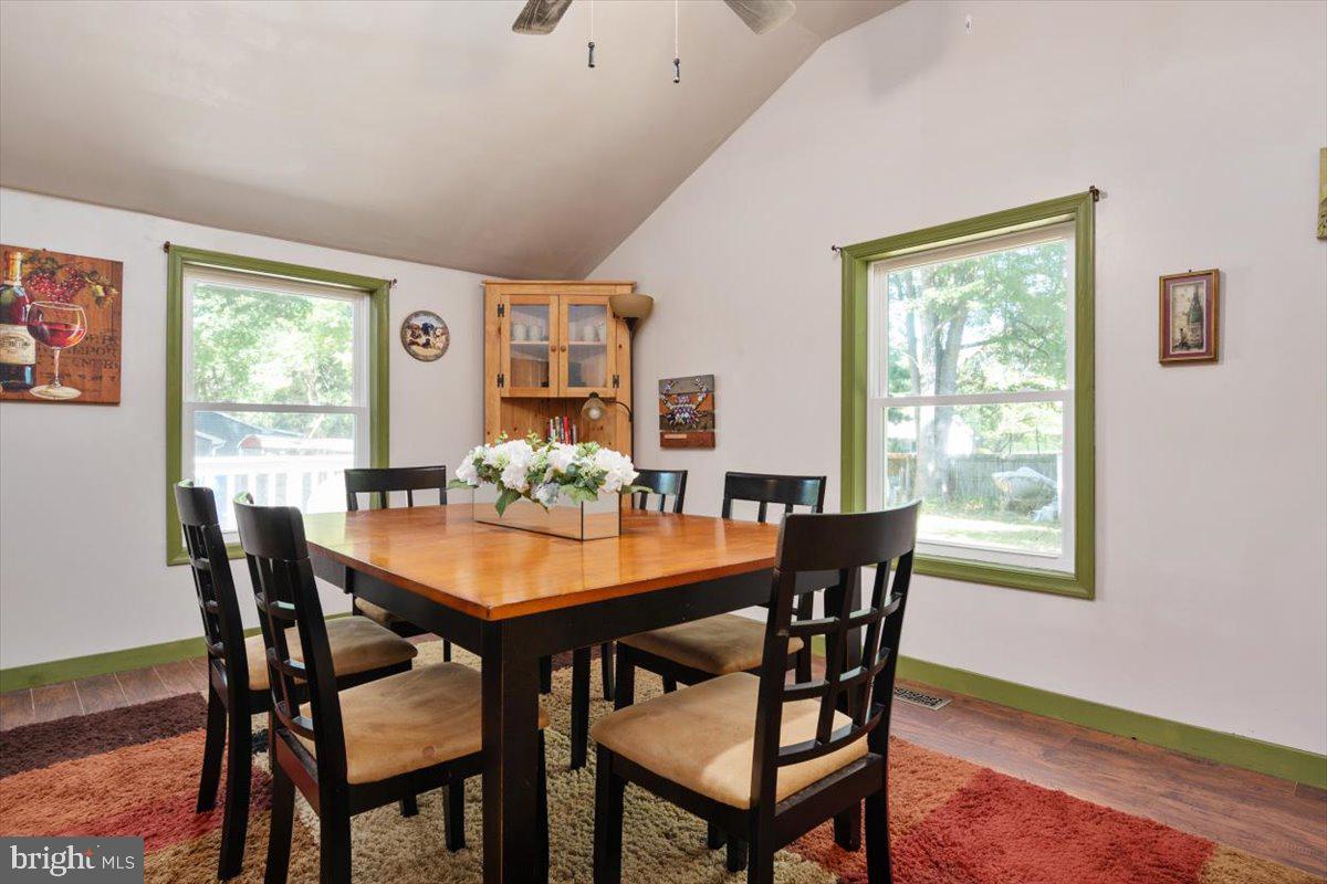 CHESTER HARBOR - Residential