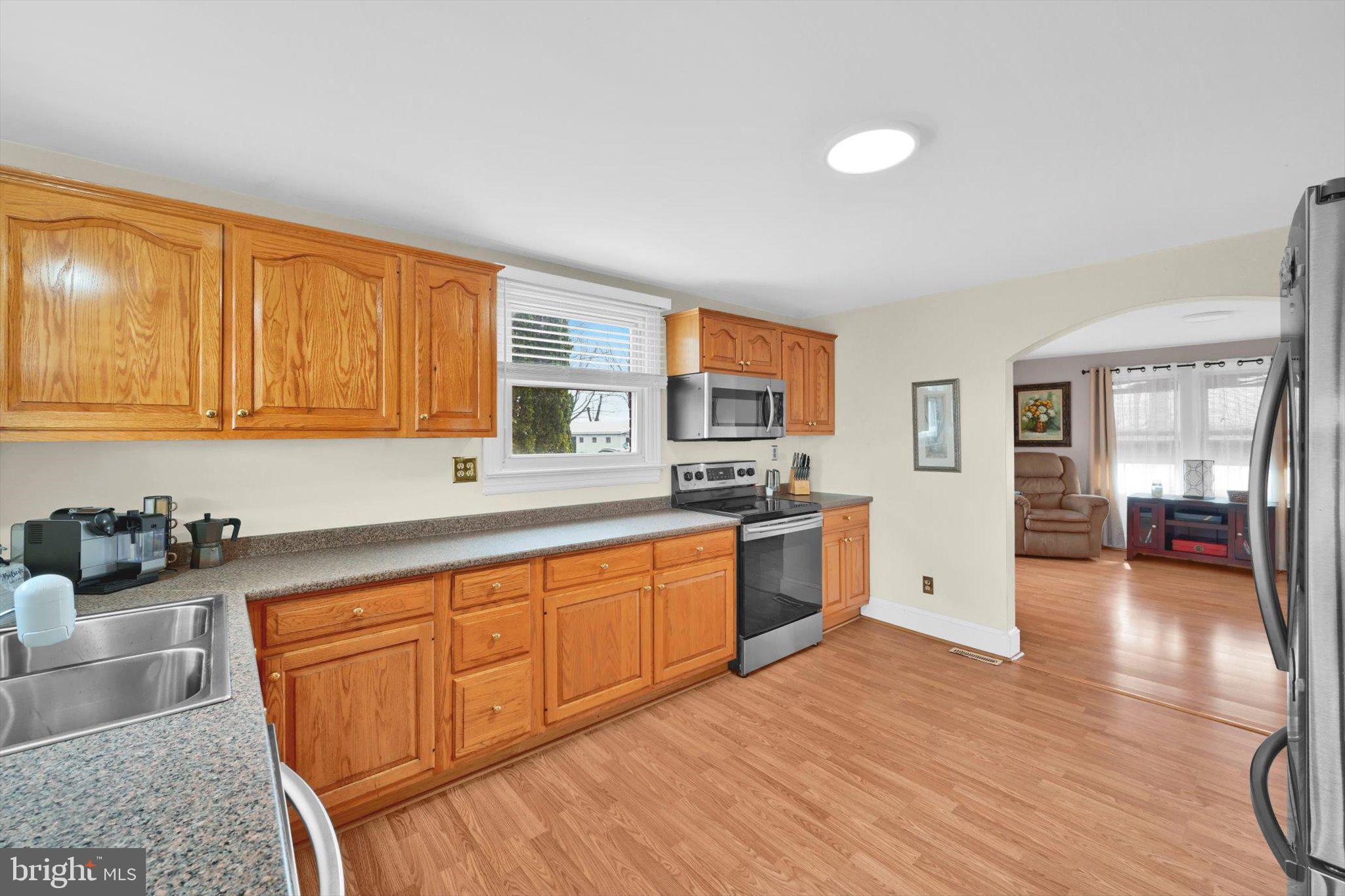 EDENBURG MANOR - Residential