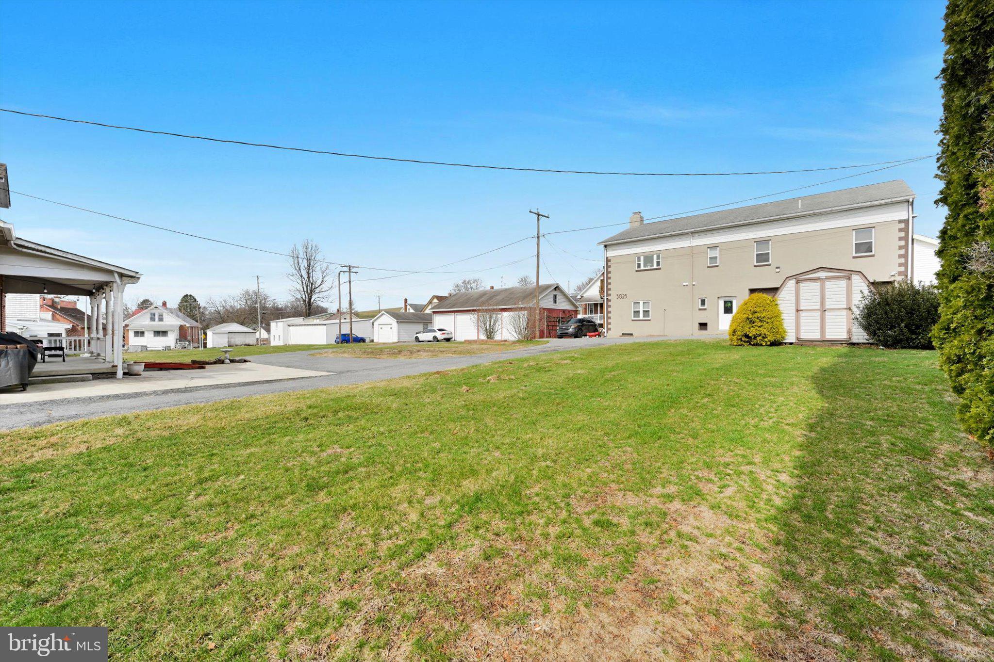 EDENBURG MANOR - Residential