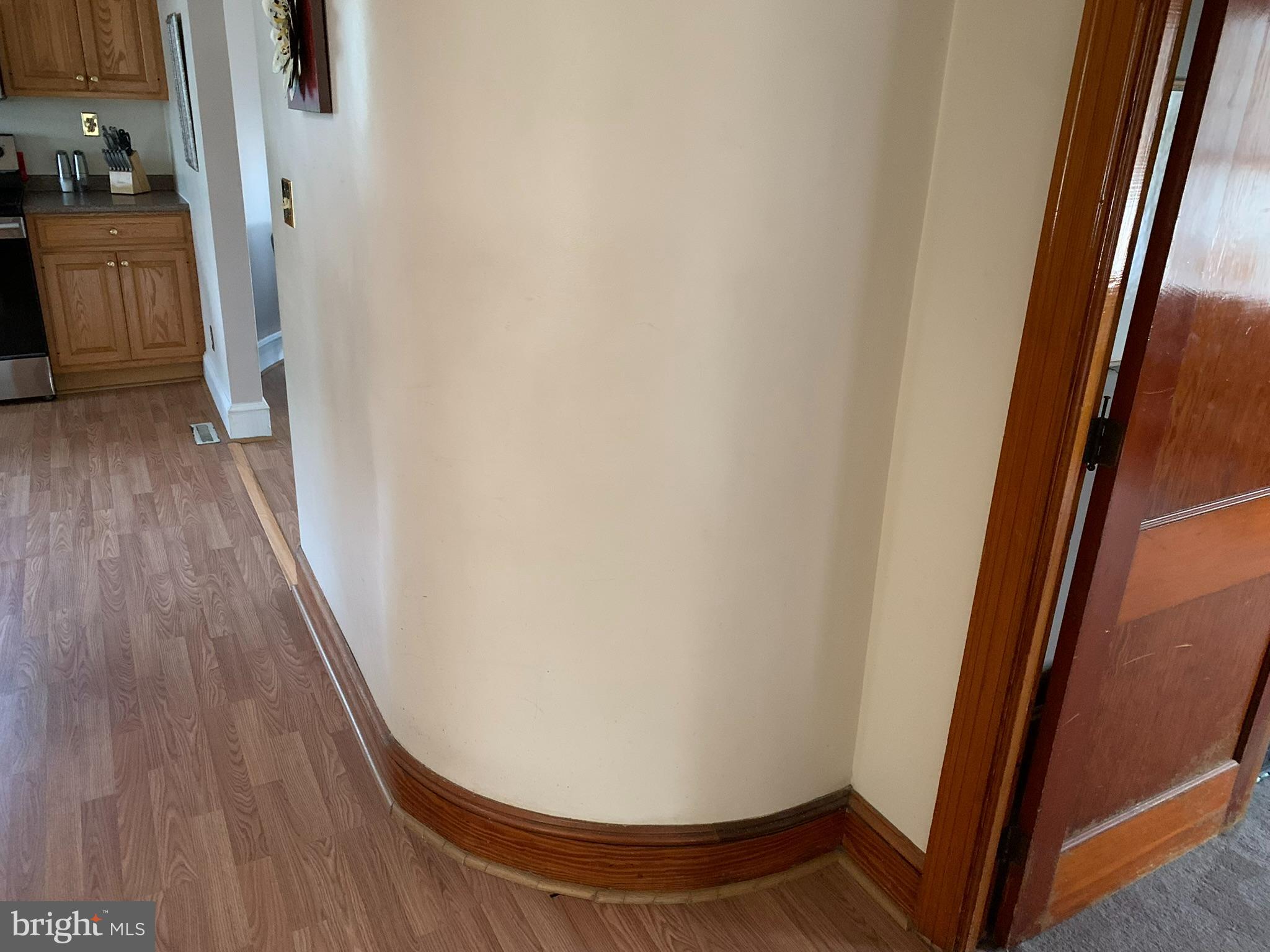 EDENBURG MANOR - Residential