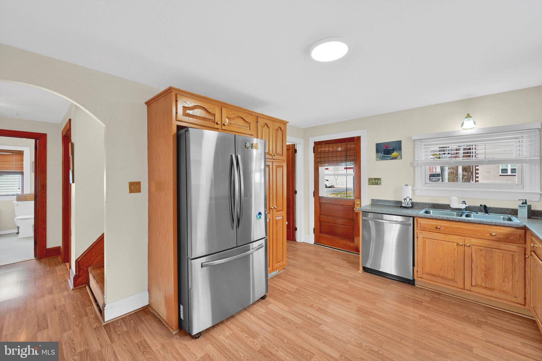 EDENBURG MANOR - Residential