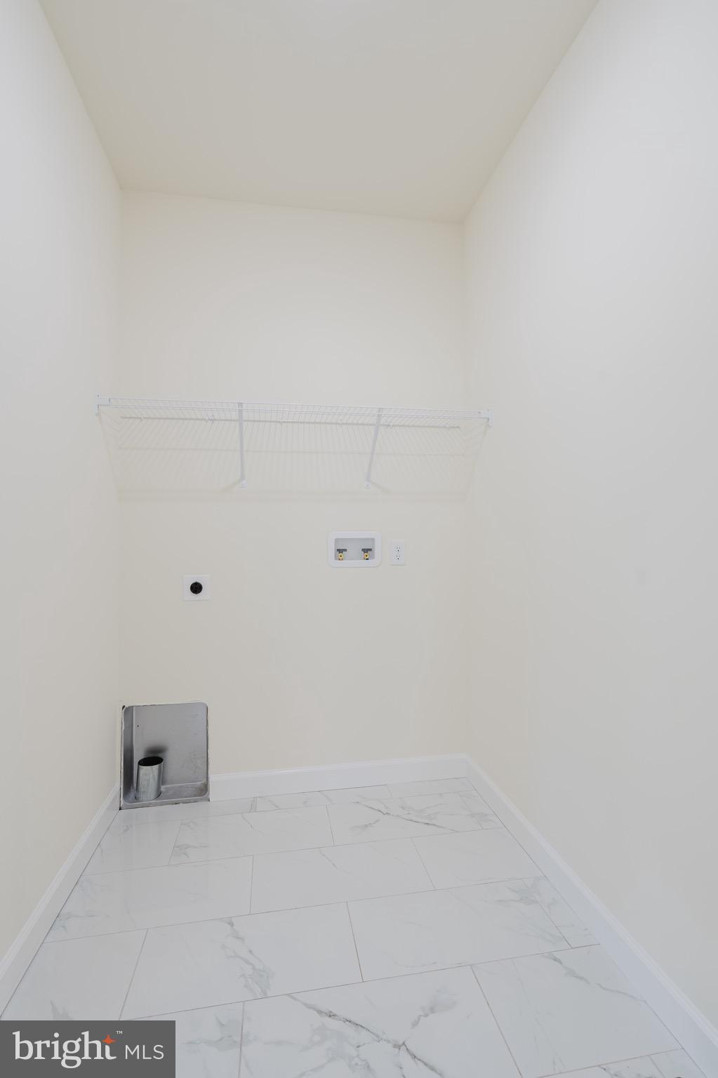 VILLAGES OF MAPLE DALE - Residential