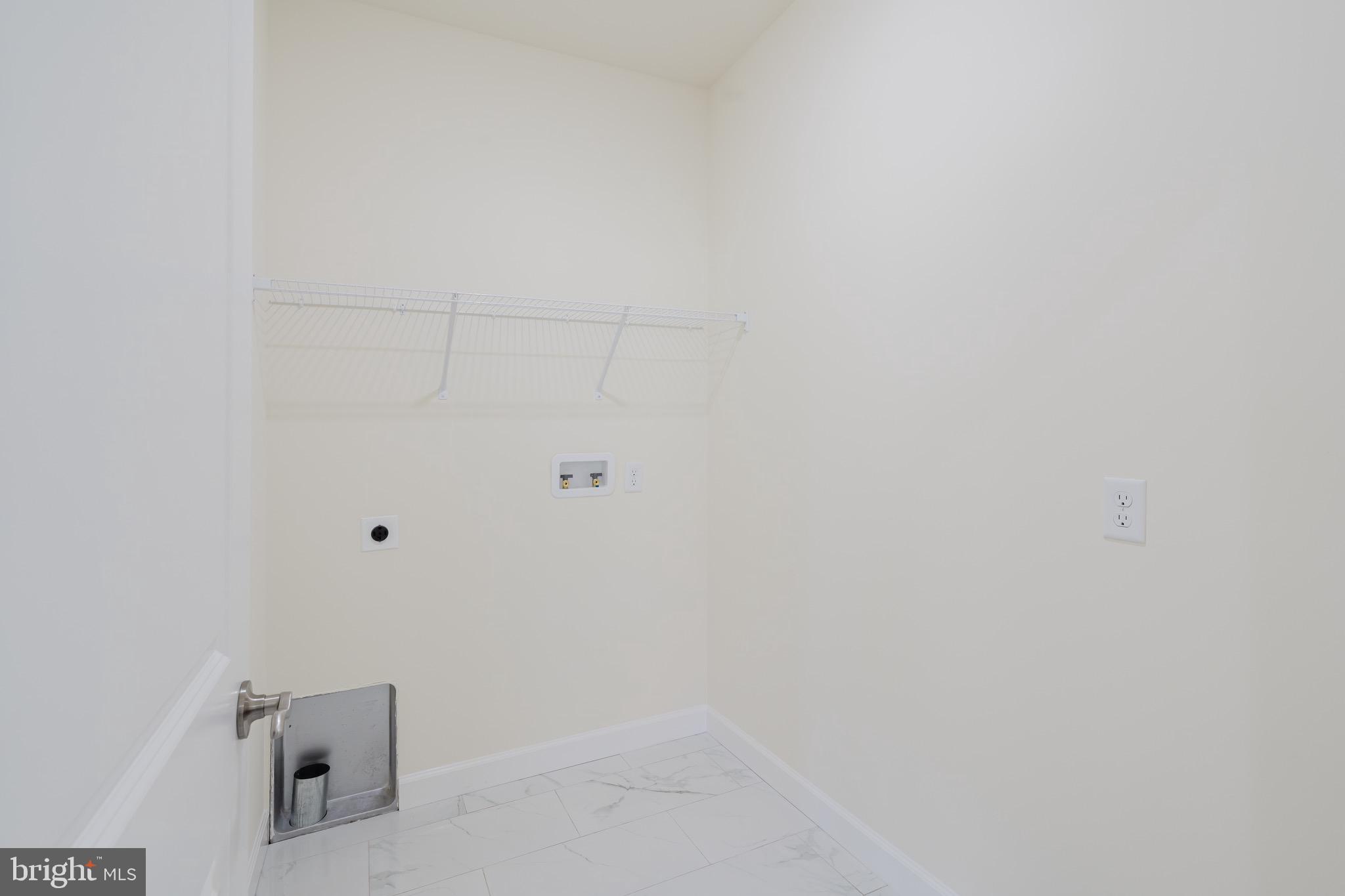 VILLAGES OF MAPLE DALE - Residential