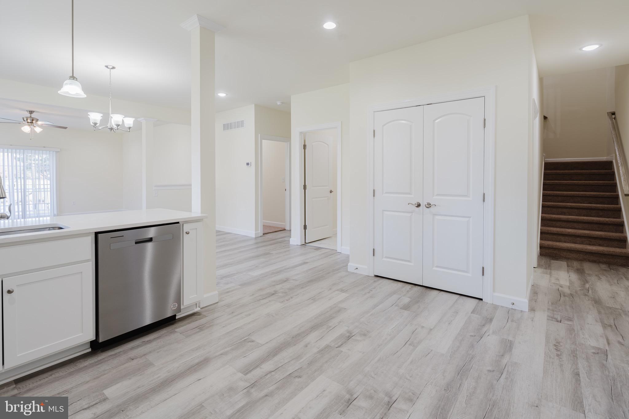 VILLAGES OF MAPLE DALE - Residential