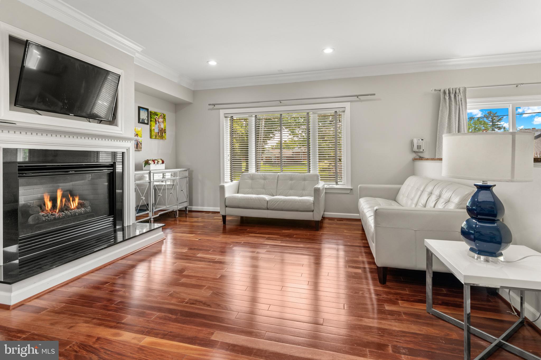 PIKESVILLE - Residential
