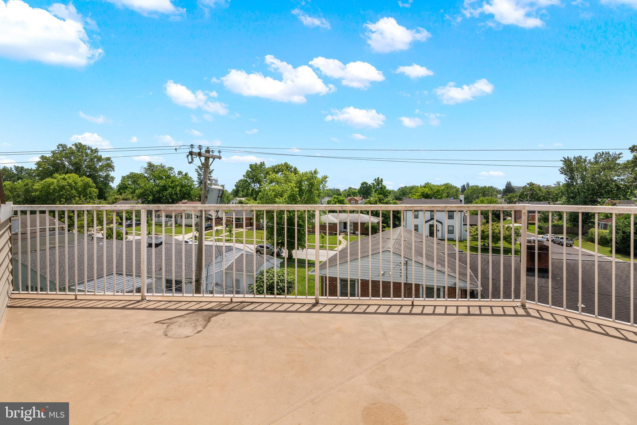 PIKESVILLE - Residential