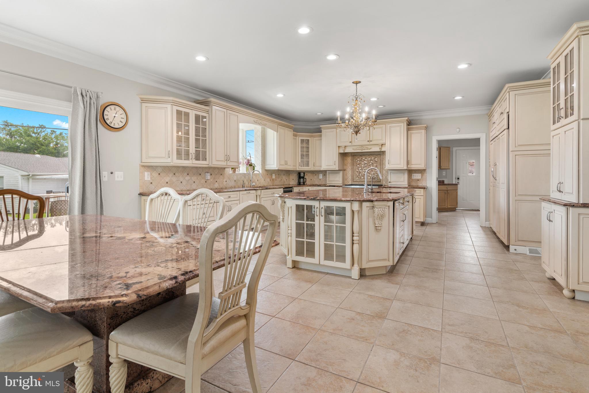 PIKESVILLE - Residential