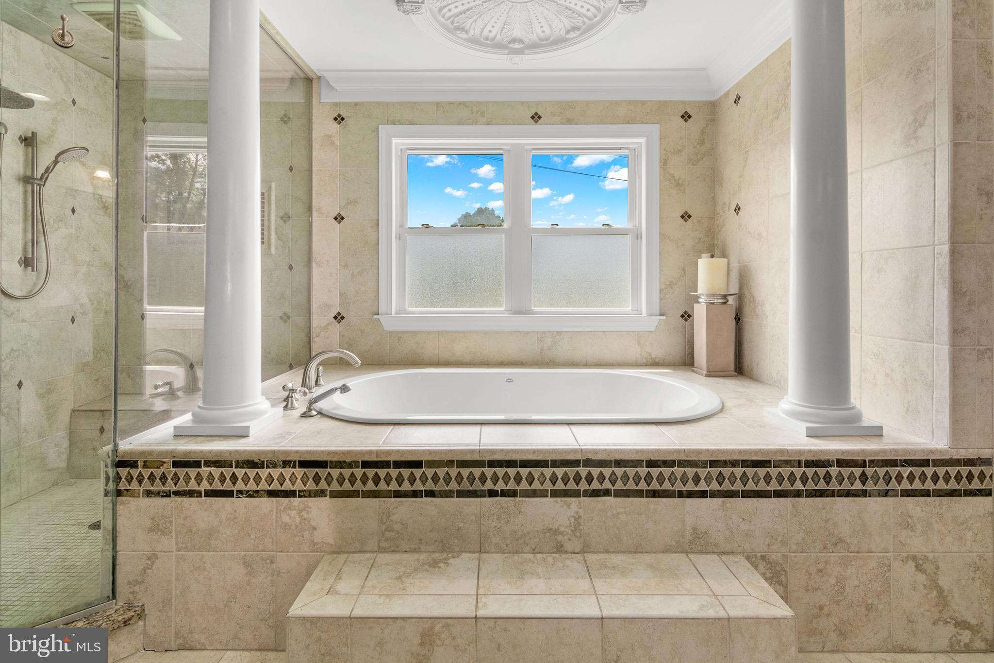 PIKESVILLE - Residential