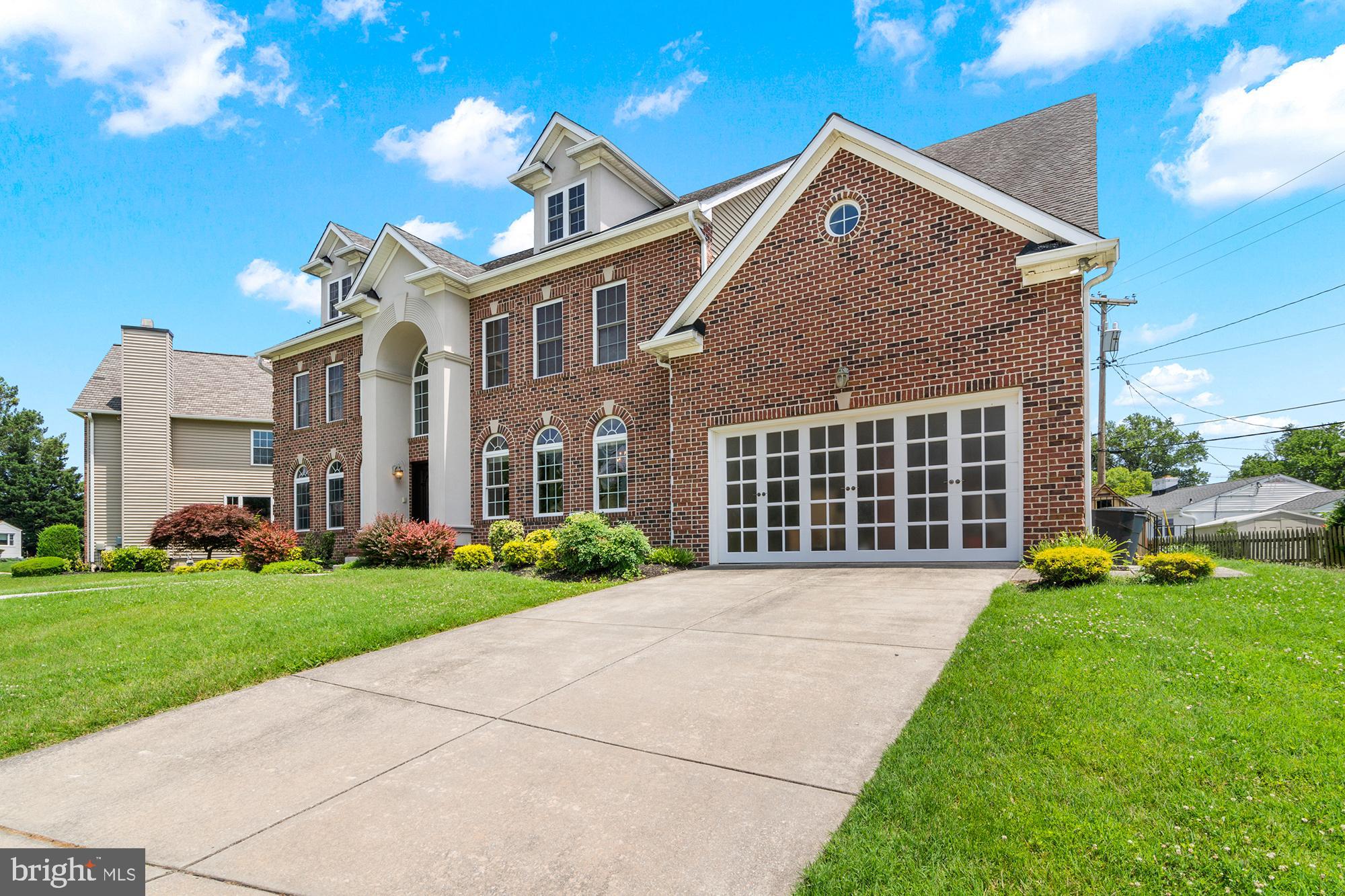 PIKESVILLE - Residential