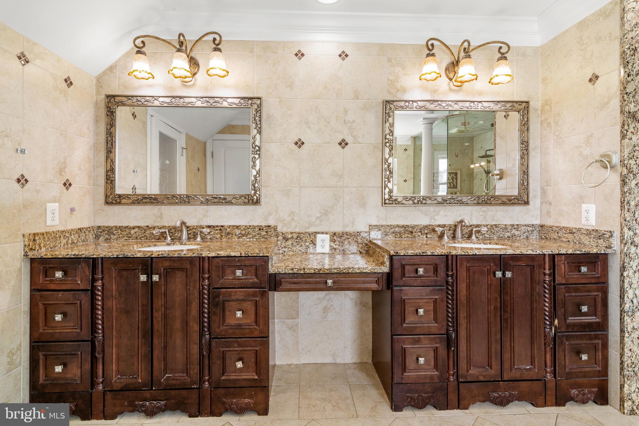 PIKESVILLE - Residential