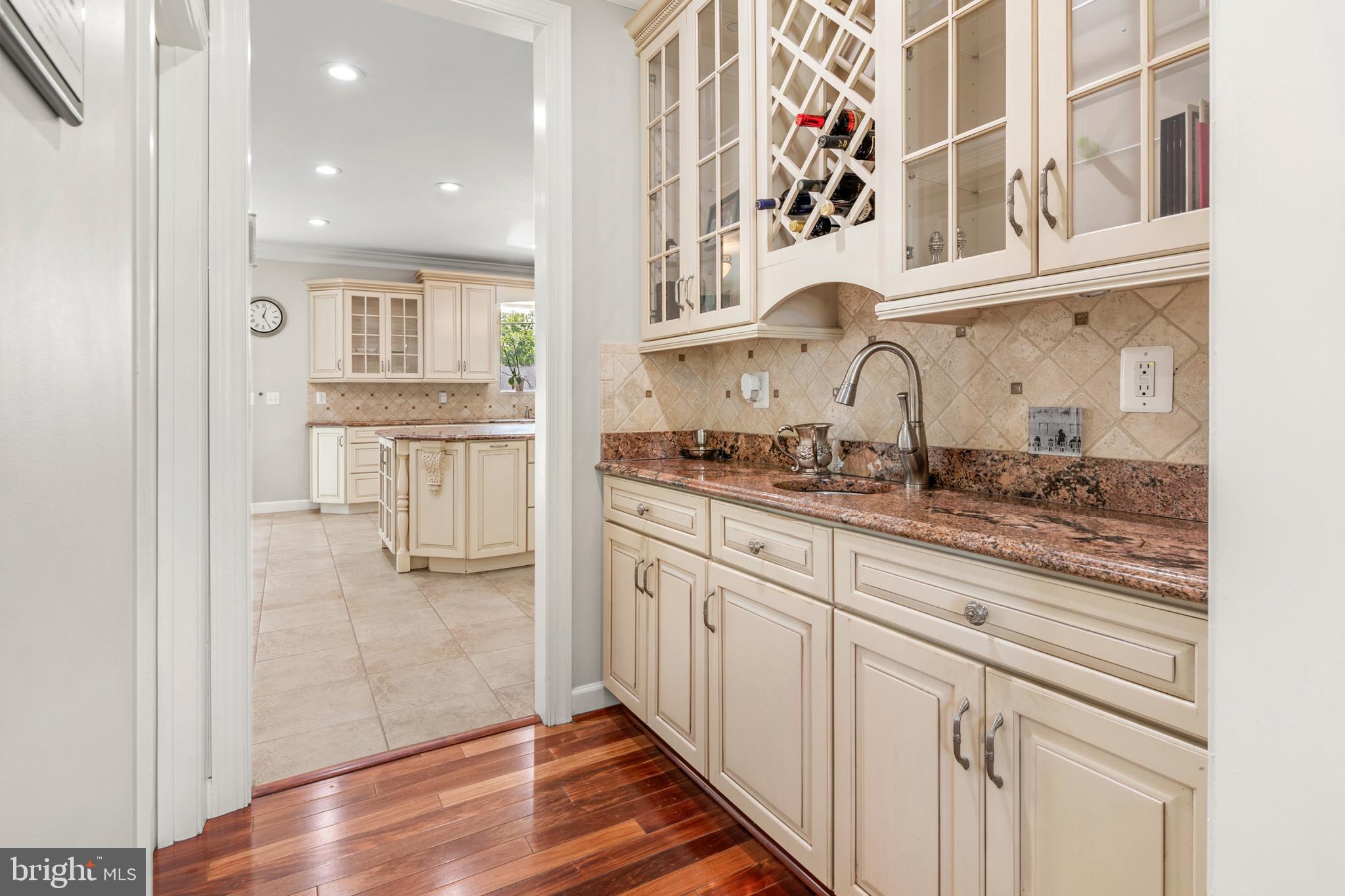 PIKESVILLE - Residential