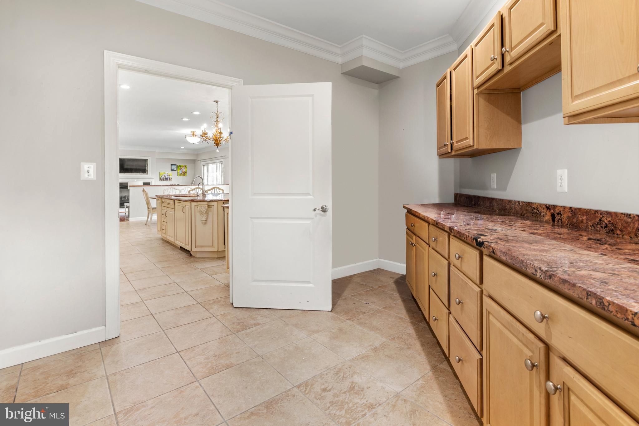 PIKESVILLE - Residential
