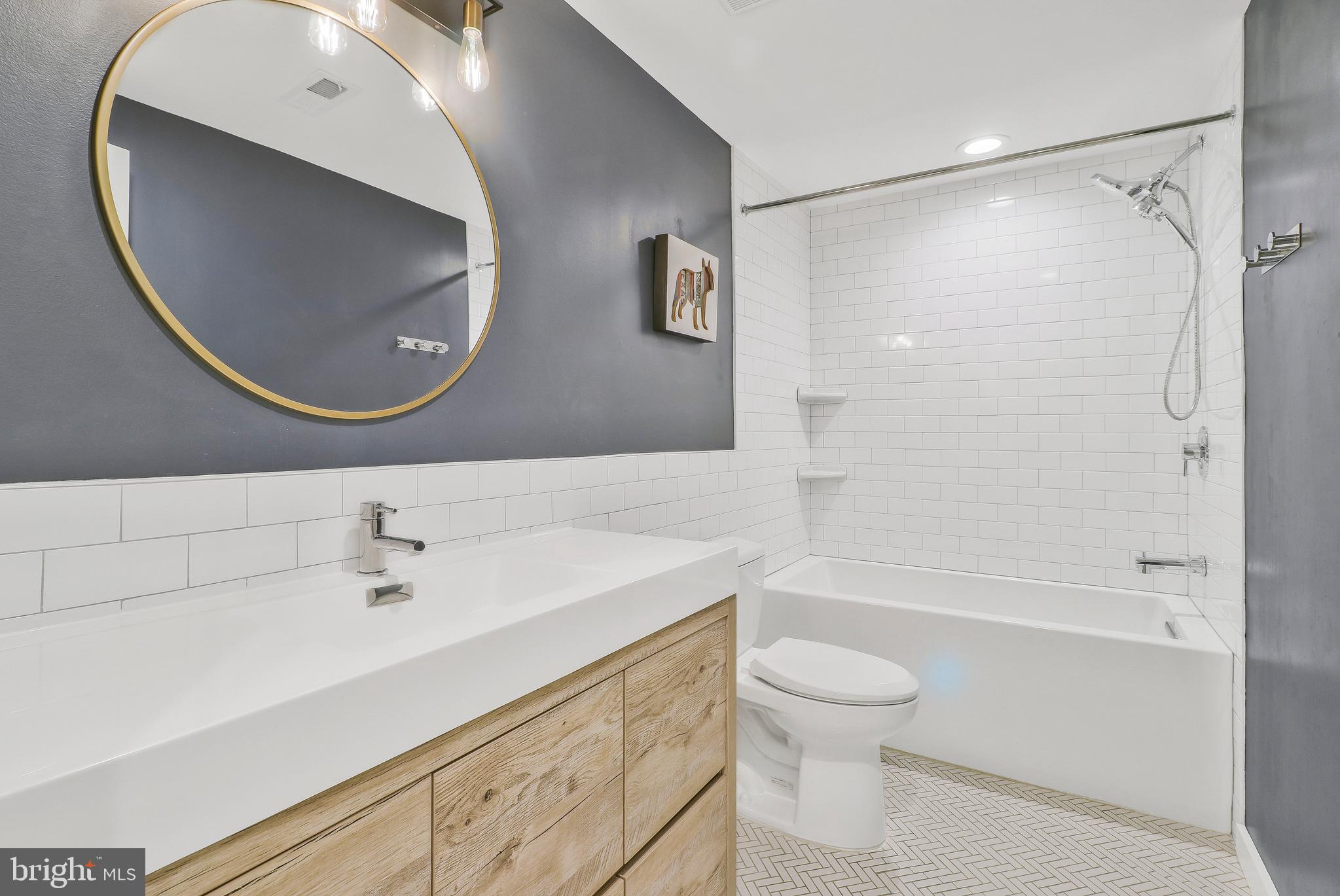 YATES GARDENS - Residential