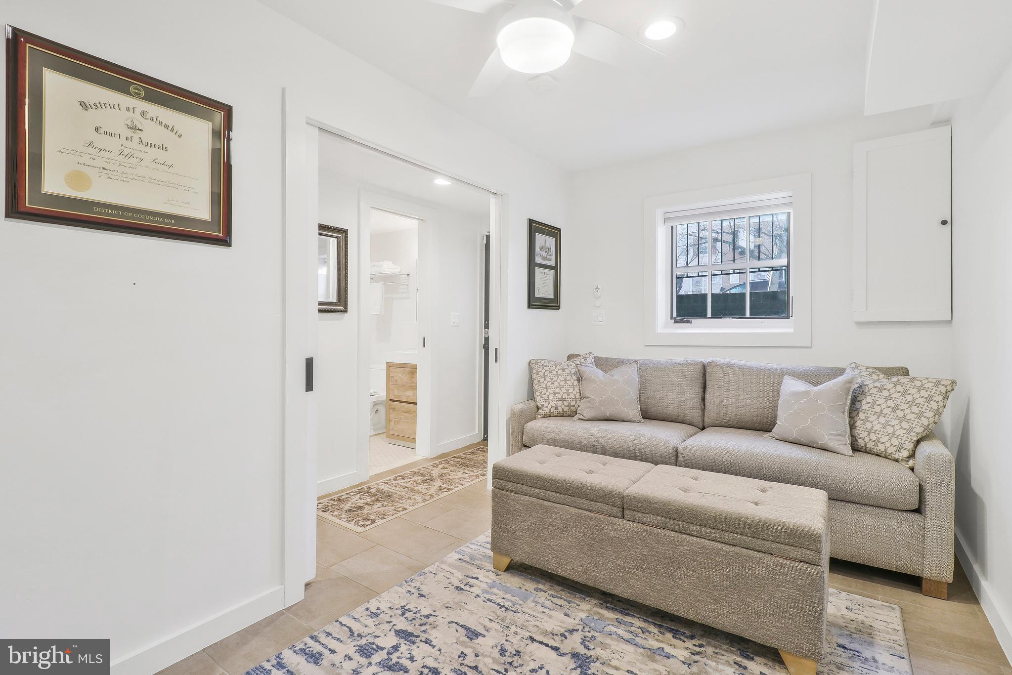 YATES GARDENS - Residential