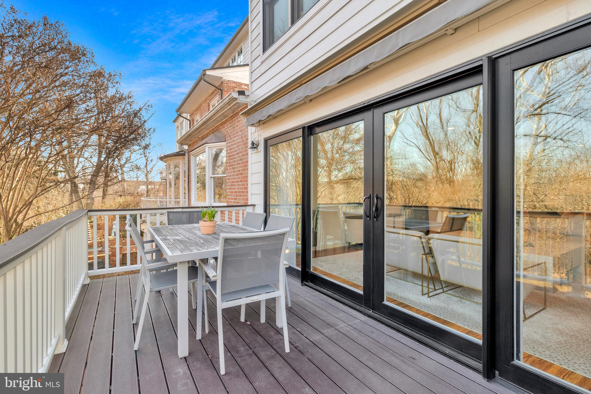 YATES GARDENS - Residential