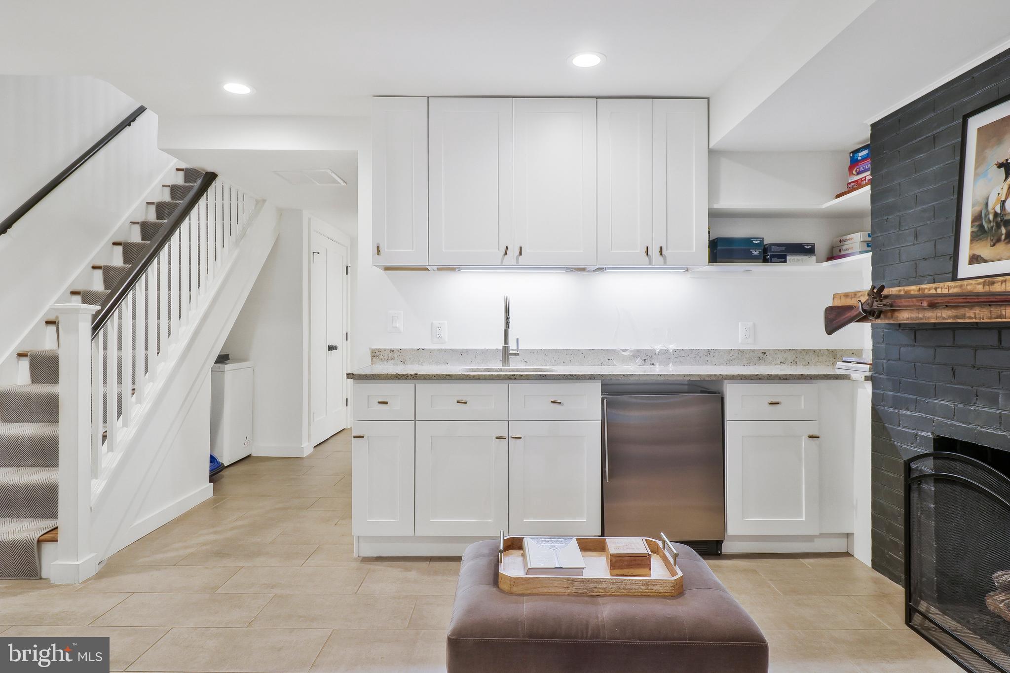 YATES GARDENS - Residential