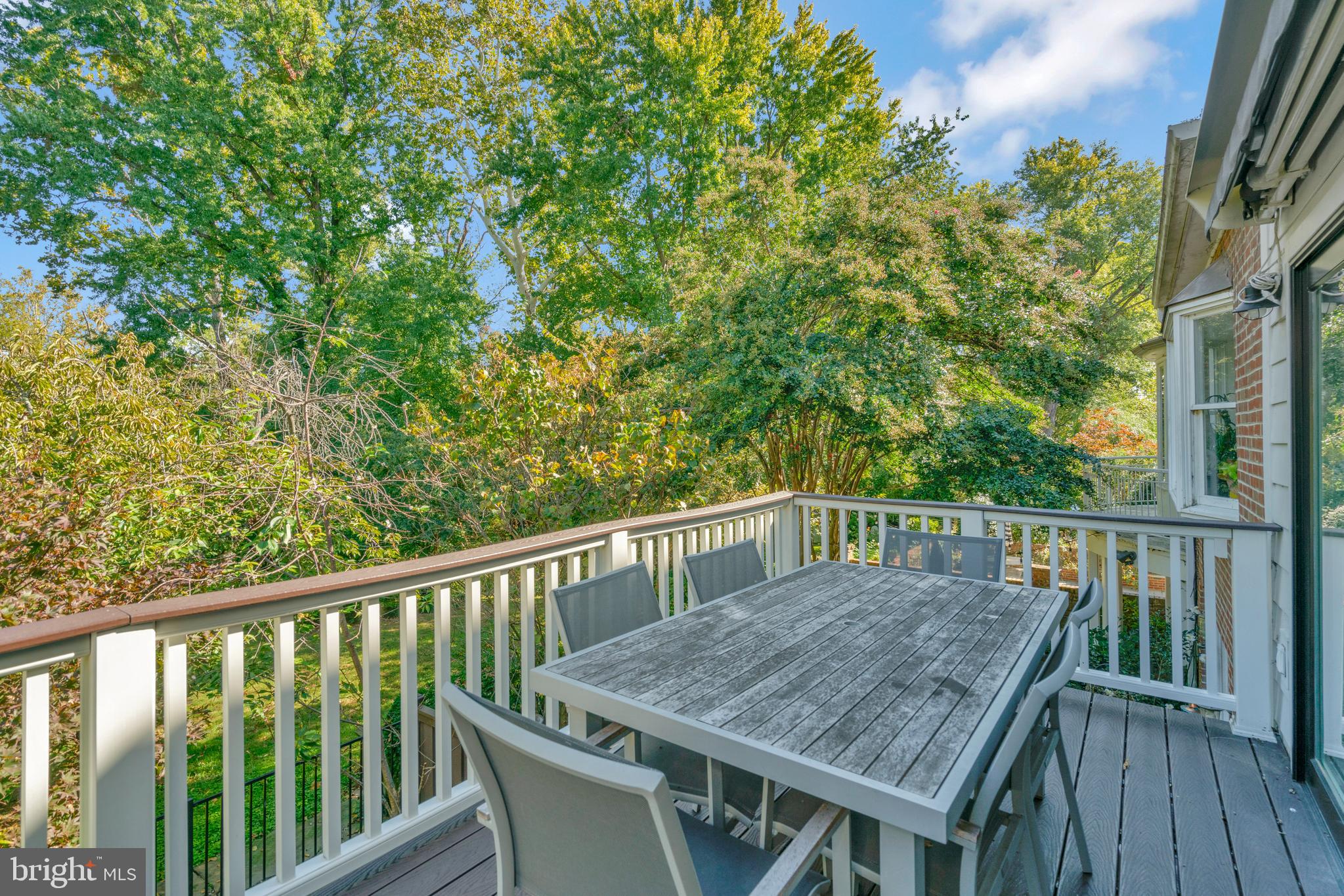 YATES GARDENS - Residential