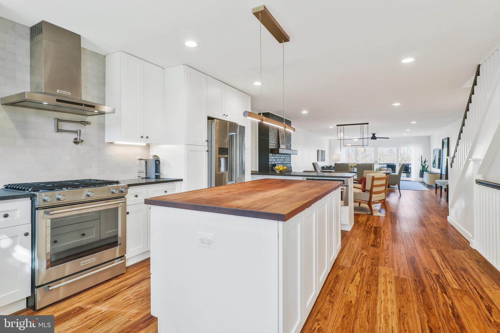 YATES GARDENS - Residential