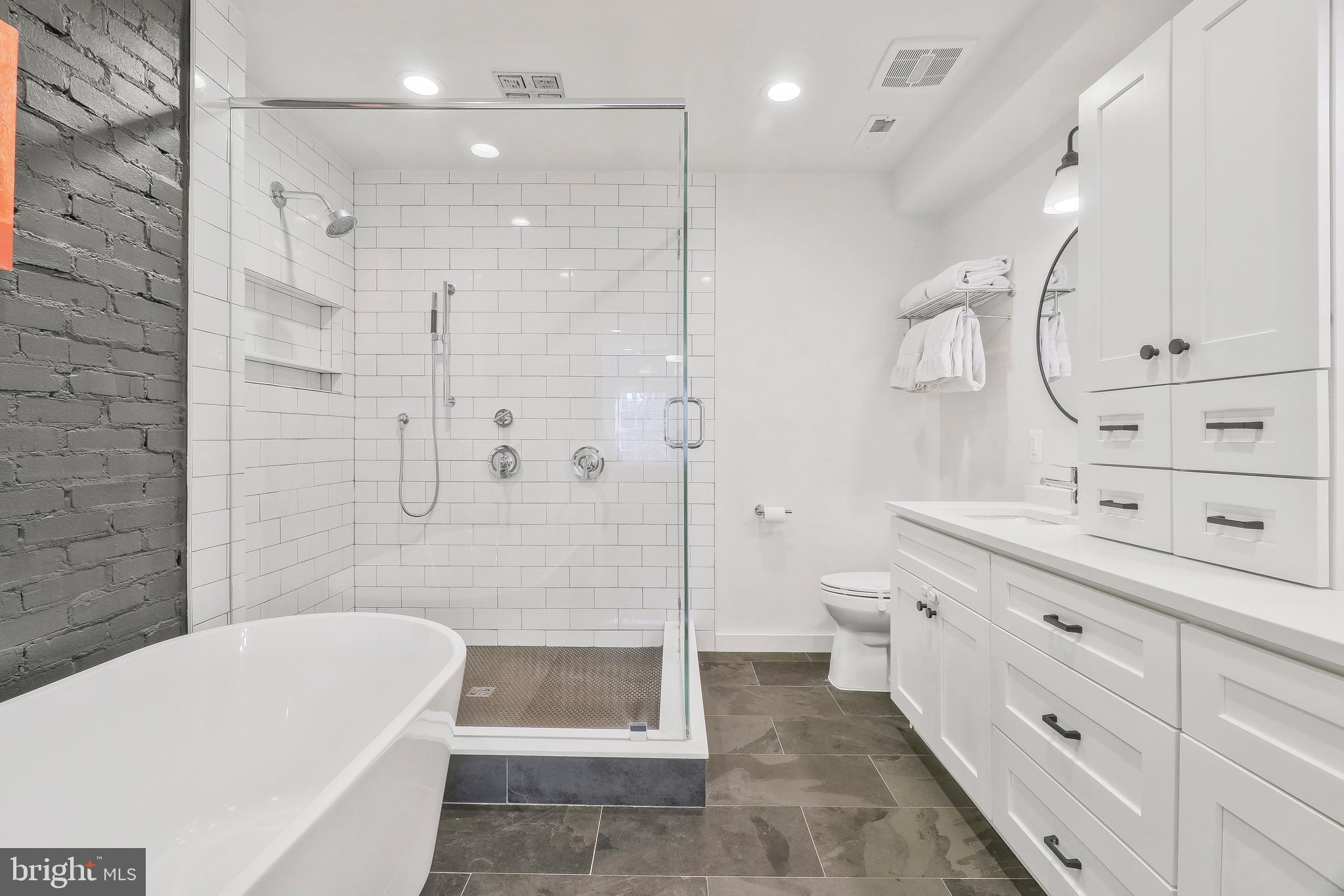 YATES GARDENS - Residential