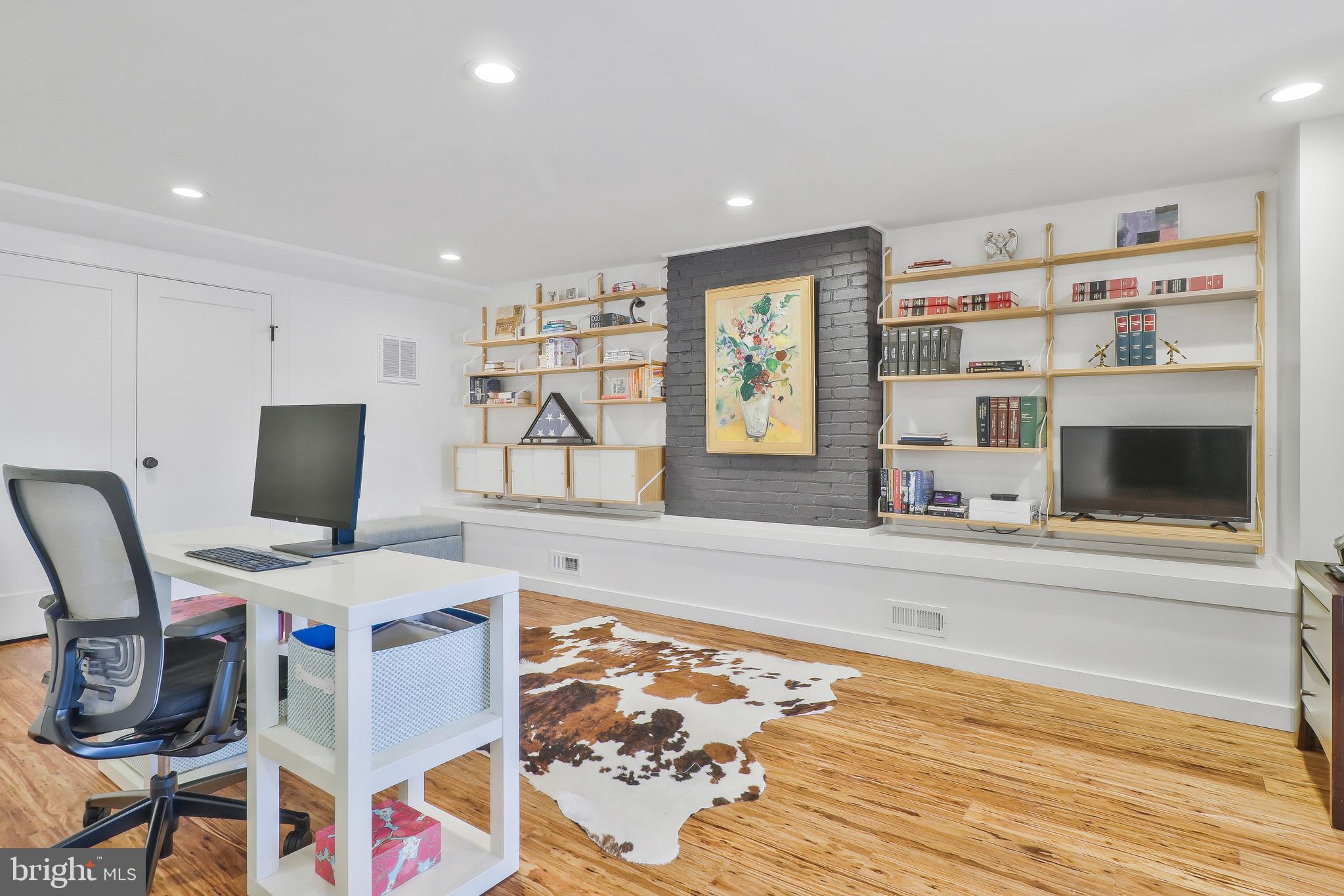 YATES GARDENS - Residential