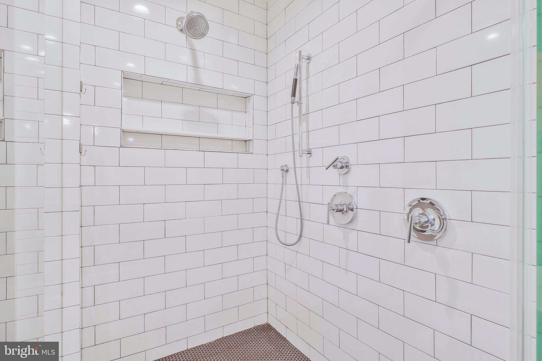 YATES GARDENS - Residential