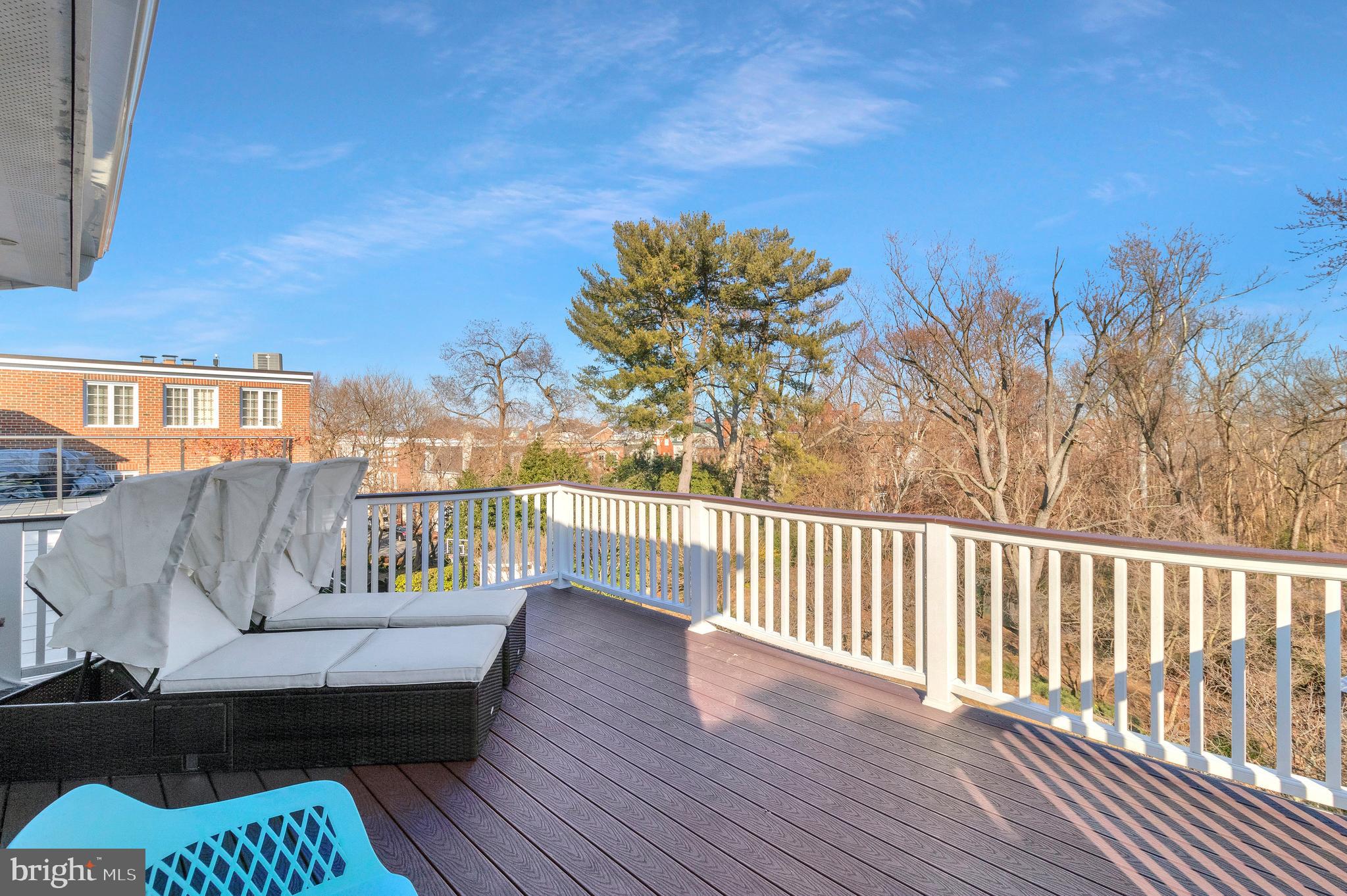 YATES GARDENS - Residential