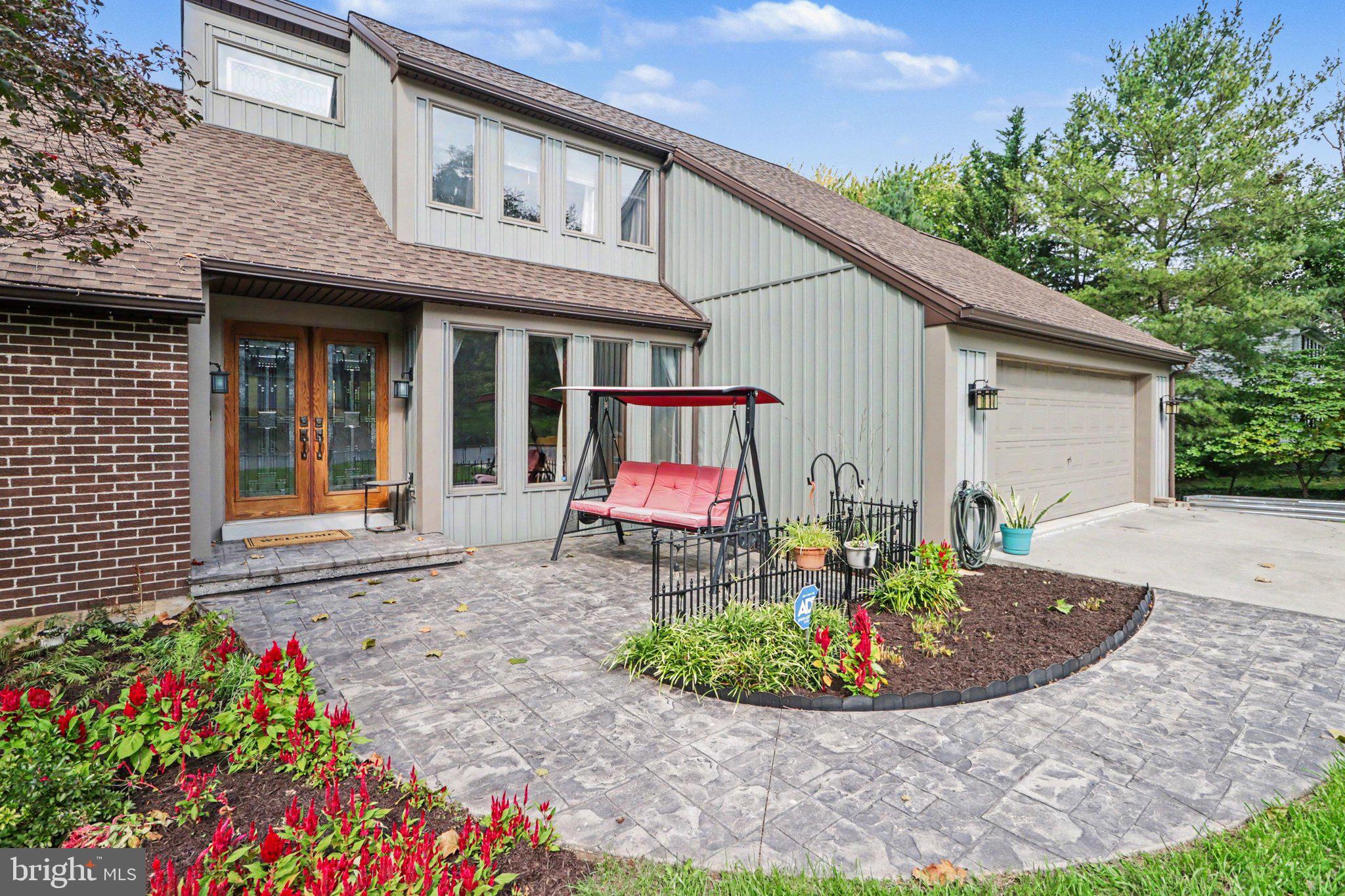 2134 SYCAMORE DRIVE