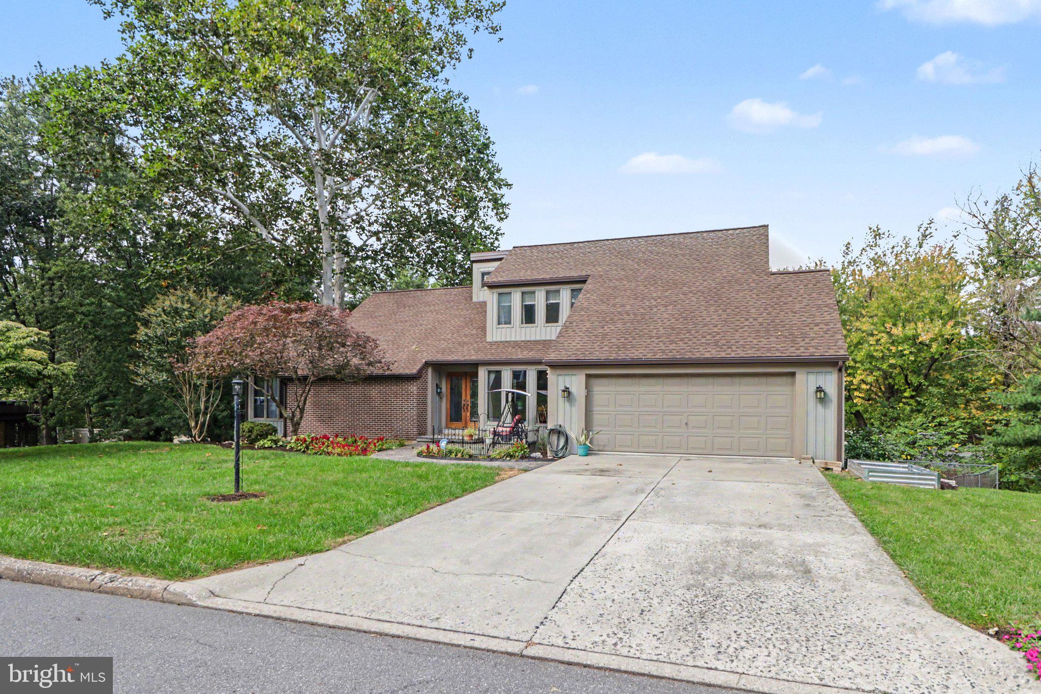 2134 SYCAMORE DRIVE