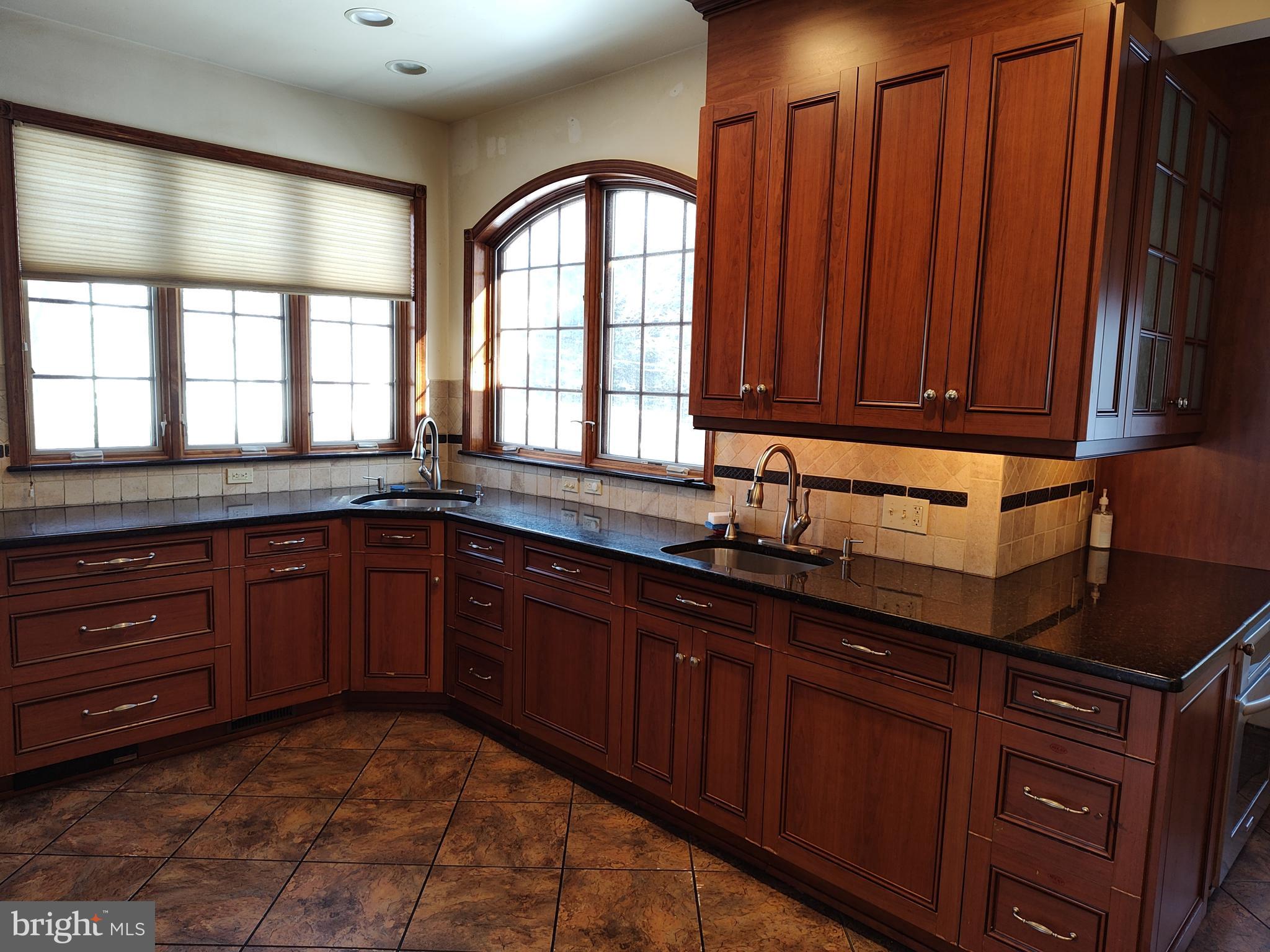 UPPER PARK HEIGHTS - Residential