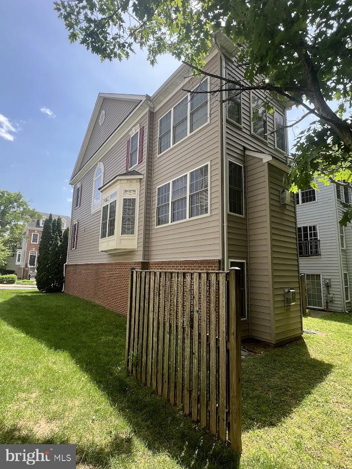 4588 BARRINGER PLACE