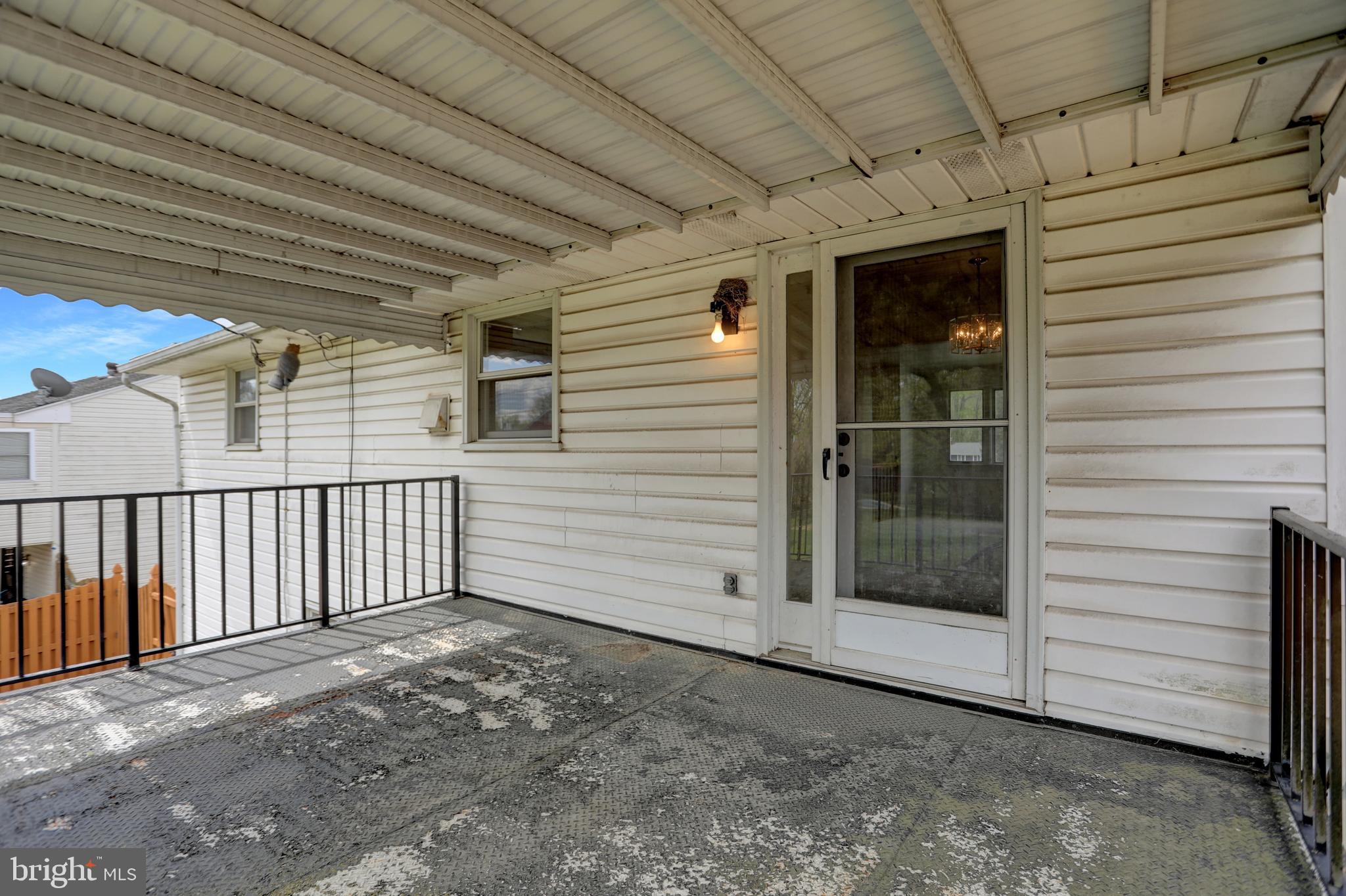 RIPPLING RIDGE - Residential